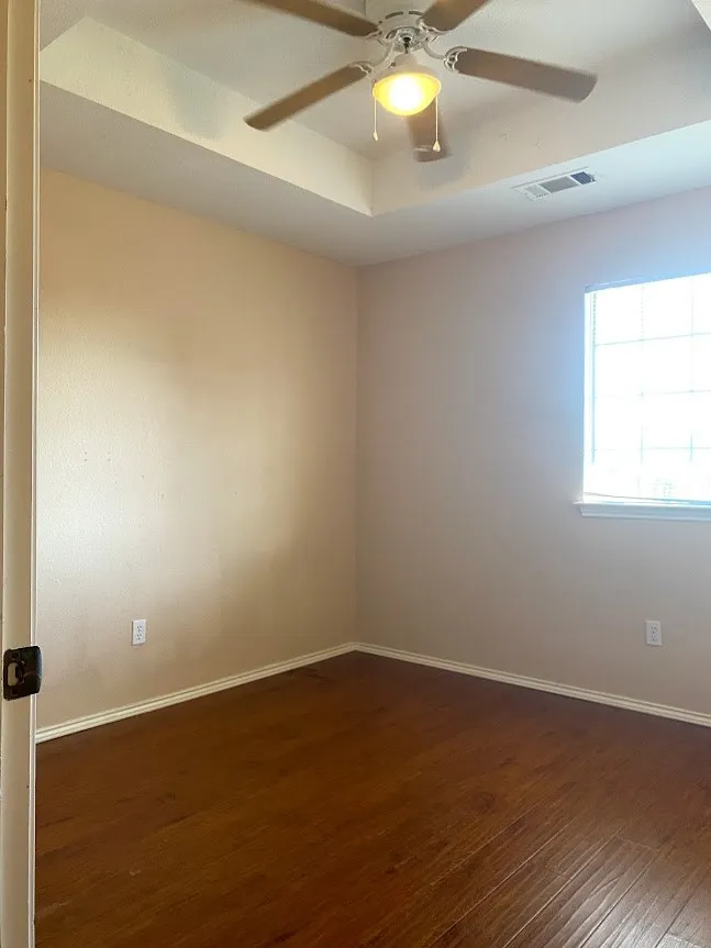Single Family Residence For Rent in Collin County , 7105 Tansy Place, Plano, Texas 75025, 4 Bedroom, 3 Bathroom, 2 Garage spaces, 2,099 Sqft, built in 1993, mls#21409302, Real Estate Agent in Plano, Homes For Rent in Collin county, Homes For Rent in Plano, Realtor in Plano Texas, Real Estate Brokerage Independent Realty Texas, Luminita Cordes Realtor