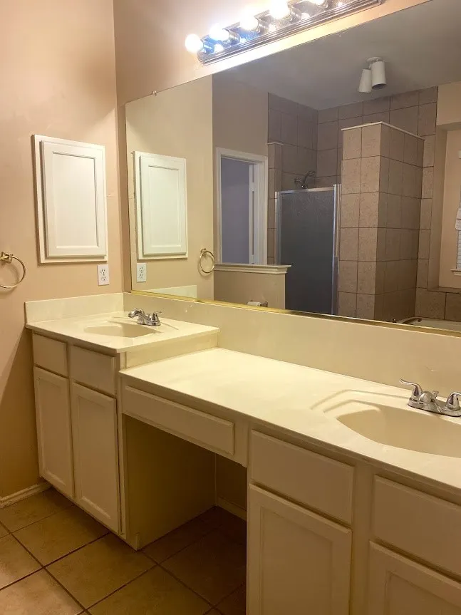 Single Family Residence For Rent in Collin County , 7105 Tansy Place, Plano, Texas 75025, 4 Bedroom, 3 Bathroom, 2 Garage spaces, 2,099 Sqft, built in 1993, mls#21409302, Real Estate Agent in Plano, Homes For Rent in Collin county, Homes For Rent in Plano, Realtor in Plano Texas, Real Estate Brokerage Independent Realty Texas, Luminita Cordes Realtor