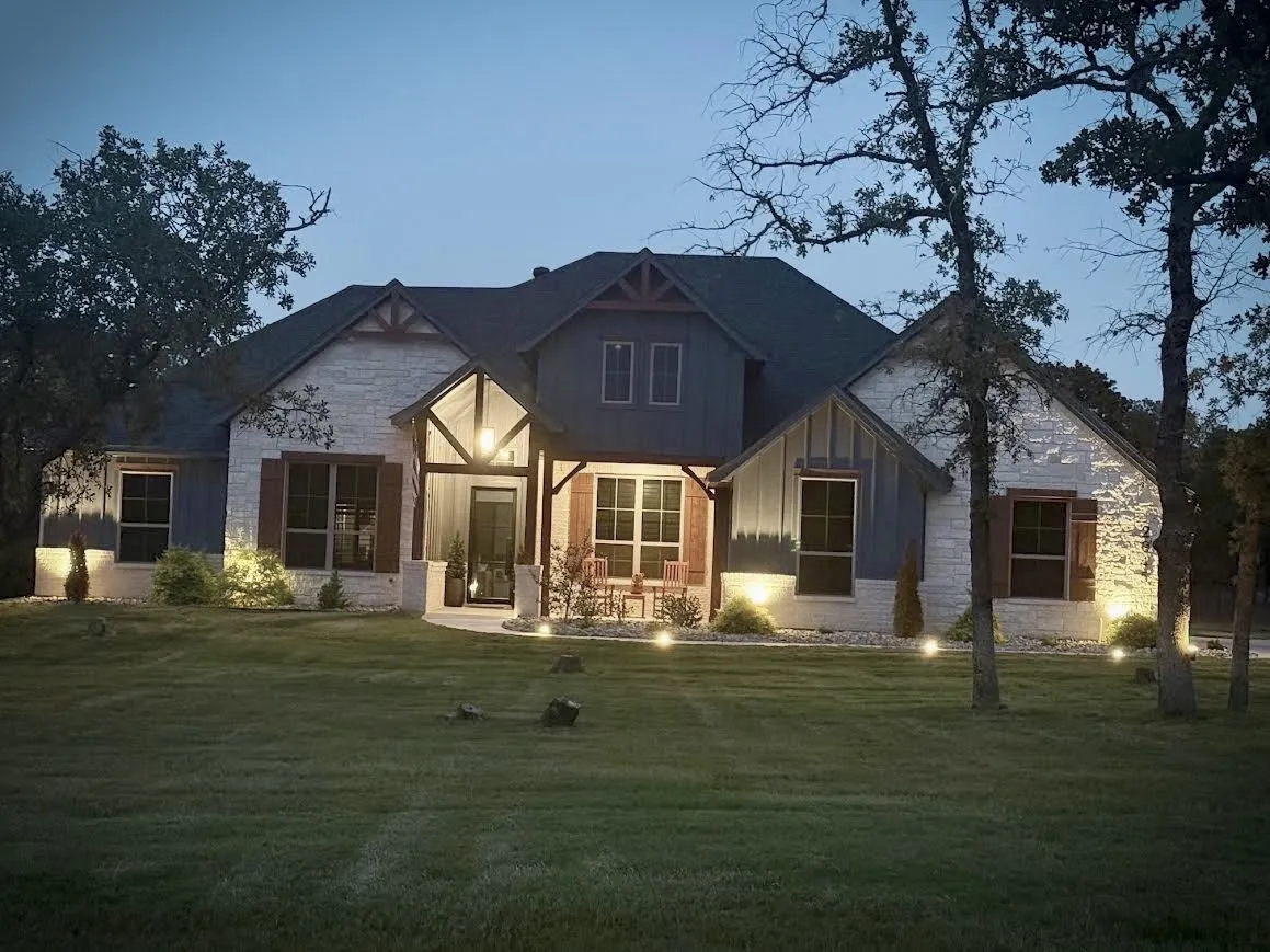 Single Family Residence For Sale in Parker County , 2045 Glenhollow Drive, Weatherford, Texas 76088, 4 Bedroom, 3 Bathroom, 3 Garage spaces, 2,541 Sqft, built in 2024, mls#21409221, Real Estate Agent in Weatherford, Homes For Sale in Parker county, Homes For Sale in Weatherford, Realtor in Weatherford Texas, Real Estate Brokerage Independent Realty Texas, Luminita Cordes Realtor