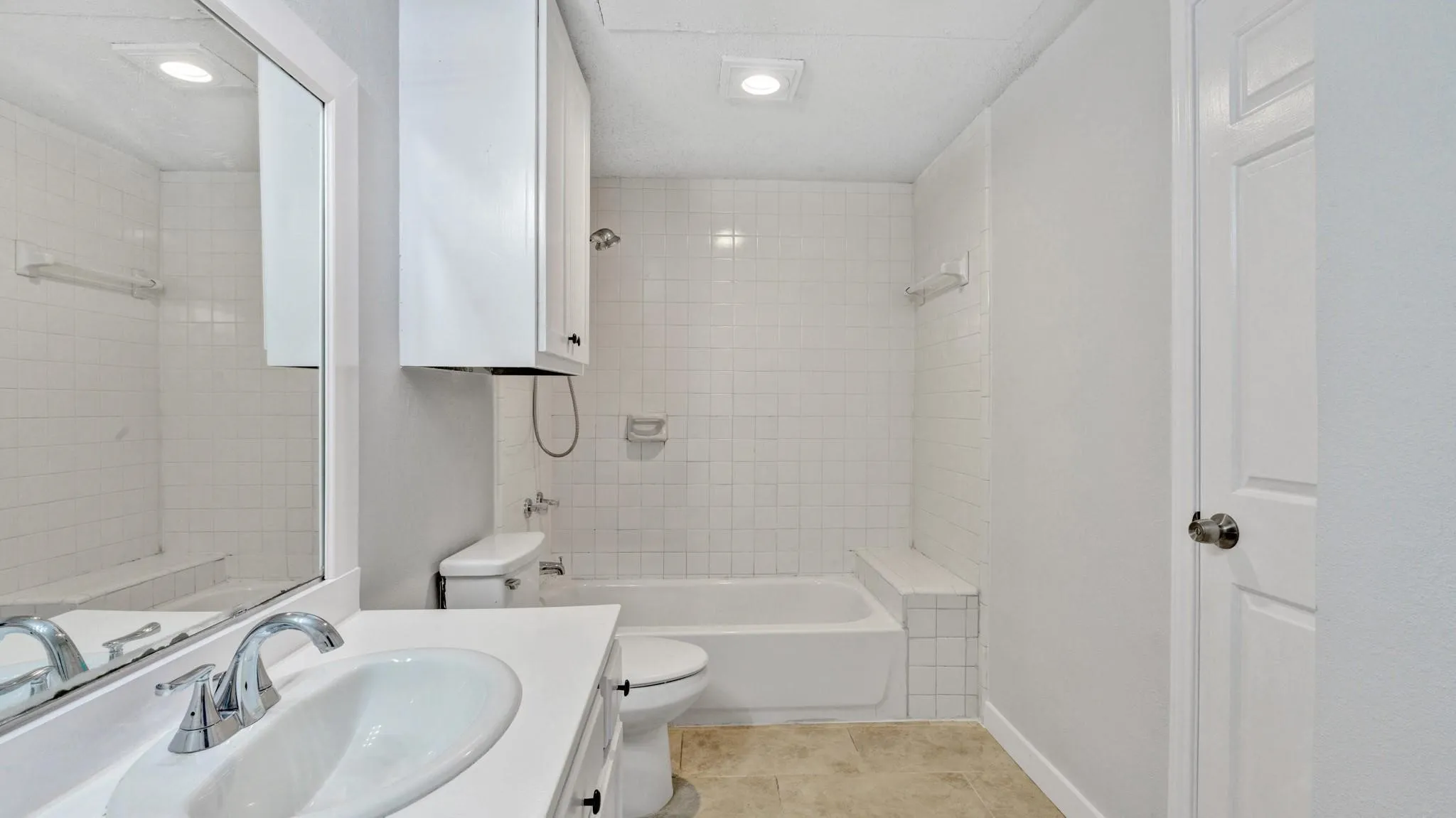 Condominium For Rent in Dallas County , 9601 Forest Lane 1113, Dallas, Texas 75243, 1 Bedroom, 1 Bathroom, Garage spaces, 685 Sqft, built in 1983, mls#21409319, Real Estate Agent in Dallas, Homes For Rent in Dallas county, Homes For Rent in Dallas, Realtor in Dallas Texas, Real Estate Brokerage Independent Realty Texas, Luminita Cordes Realtor