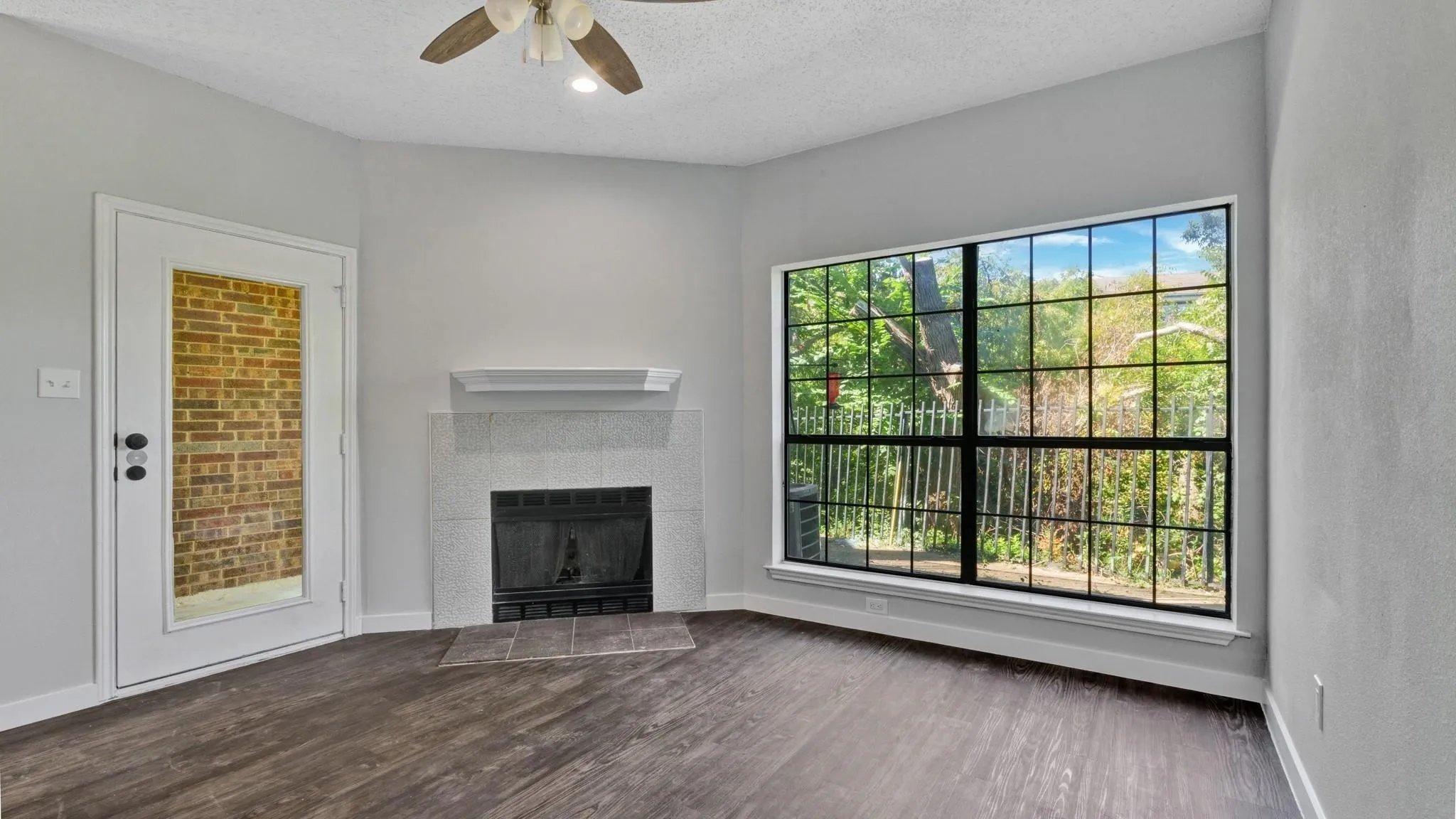Condominium For Rent in Dallas County , 9601 Forest Lane 1113, Dallas, Texas 75243, 1 Bedroom, 1 Bathroom, Garage spaces, 685 Sqft, built in 1983, mls#21409319, Real Estate Agent in Dallas, Homes For Rent in Dallas county, Homes For Rent in Dallas, Realtor in Dallas Texas, Real Estate Brokerage Independent Realty Texas, Luminita Cordes Realtor