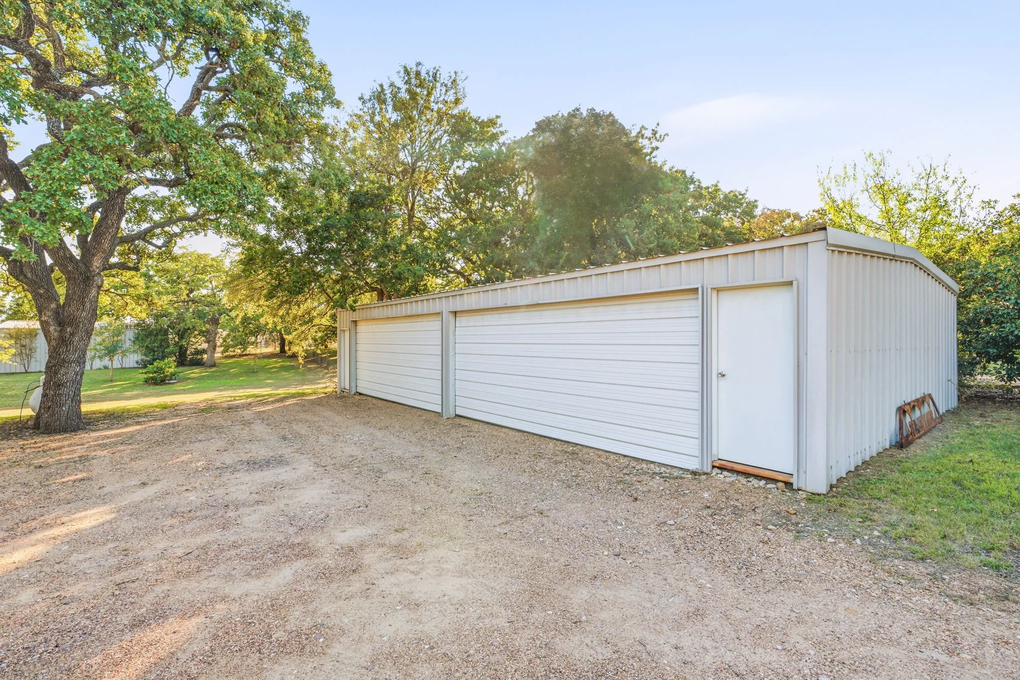 Single Family Residence For Sale in Comanche County , 217 Mathis Road, Dublin, Texas 76446, 3 Bedroom, 2 Bathroom, 2 Garage spaces, 1,782 Sqft, built in 1998, mls#21409210, Real Estate Agent in Dublin, Homes For Sale in Comanche county, Homes For Sale in Dublin, Realtor in Dublin Texas, Real Estate Brokerage Independent Realty Texas, Luminita Cordes Realtor