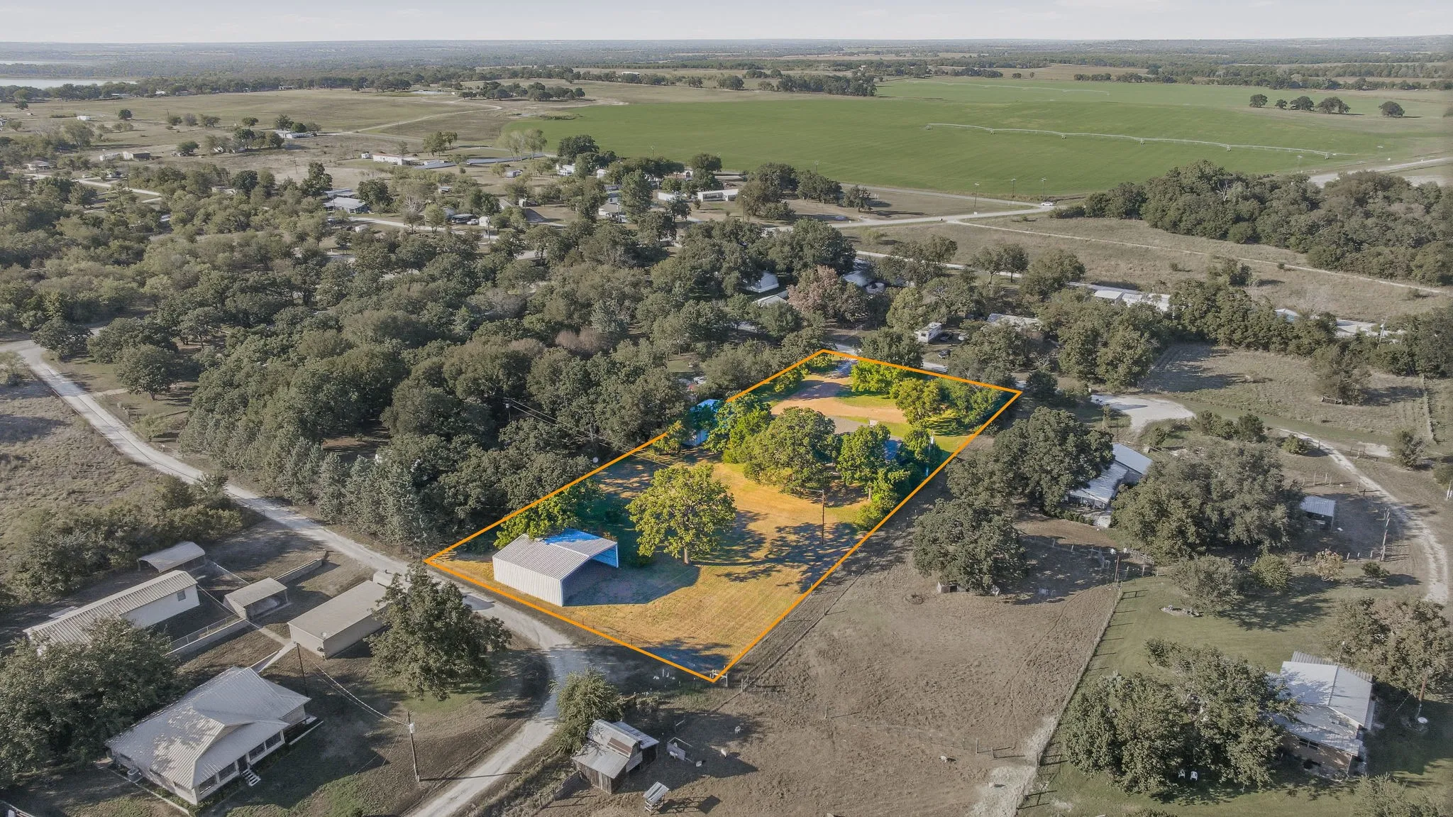 Single Family Residence For Sale in Comanche County , 217 Mathis Road, Dublin, Texas 76446, 3 Bedroom, 2 Bathroom, 2 Garage spaces, 1,782 Sqft, built in 1998, mls#21409210, Real Estate Agent in Dublin, Homes For Sale in Comanche county, Homes For Sale in Dublin, Realtor in Dublin Texas, Real Estate Brokerage Independent Realty Texas, Luminita Cordes Realtor