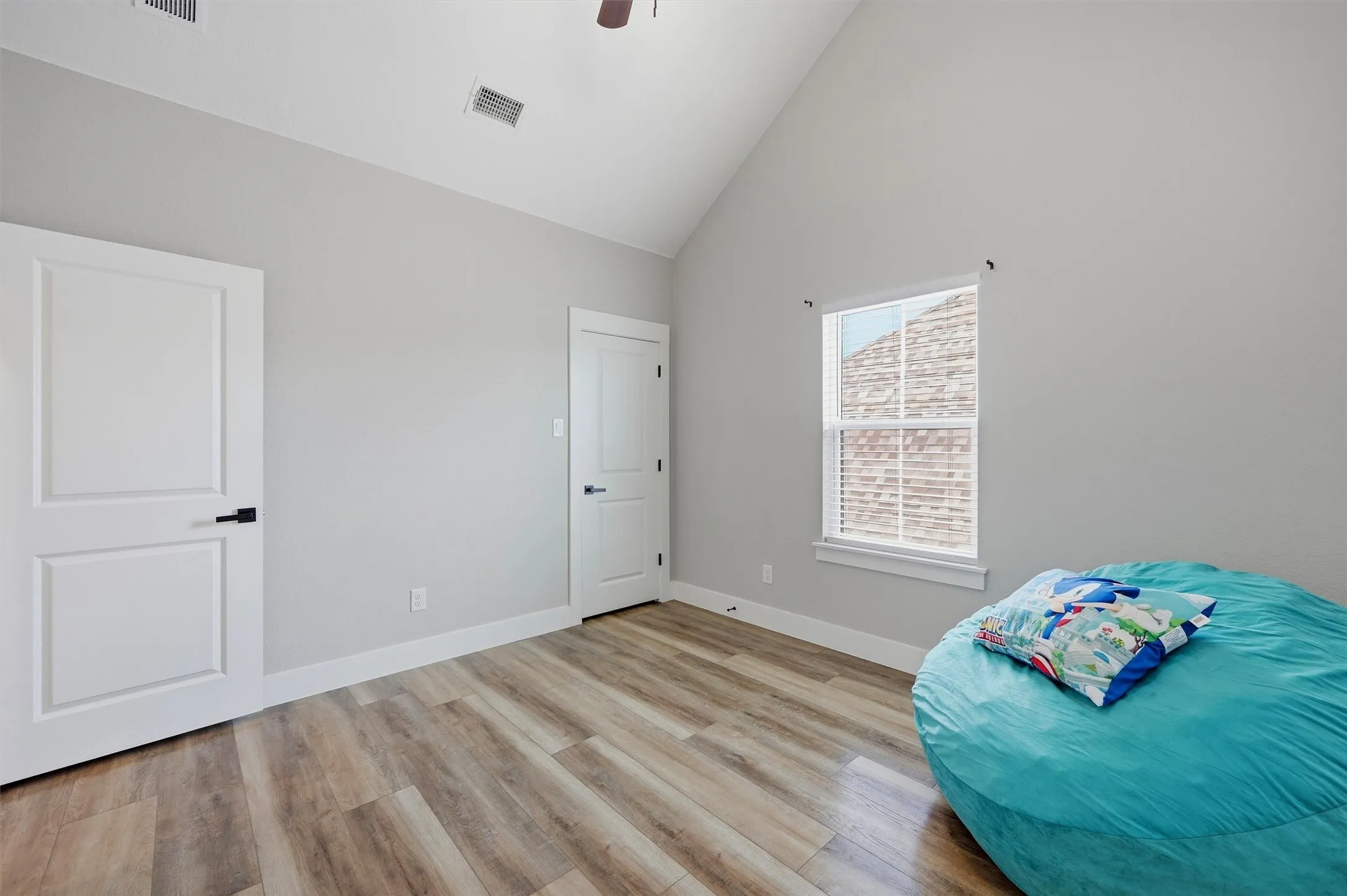 Single Family Residence For Rent in Grayson County , 4922 Dry Creek Road, Sherman, Texas 75092, 4 Bedroom, 3 Bathroom, 2 Garage spaces, 2,112 Sqft, built in 2023, mls#21401273, Real Estate Agent in Sherman, Homes For Rent in Grayson county, Homes For Rent in Sherman, Realtor in Sherman Texas, Real Estate Brokerage Independent Realty Texas, Luminita Cordes Realtor