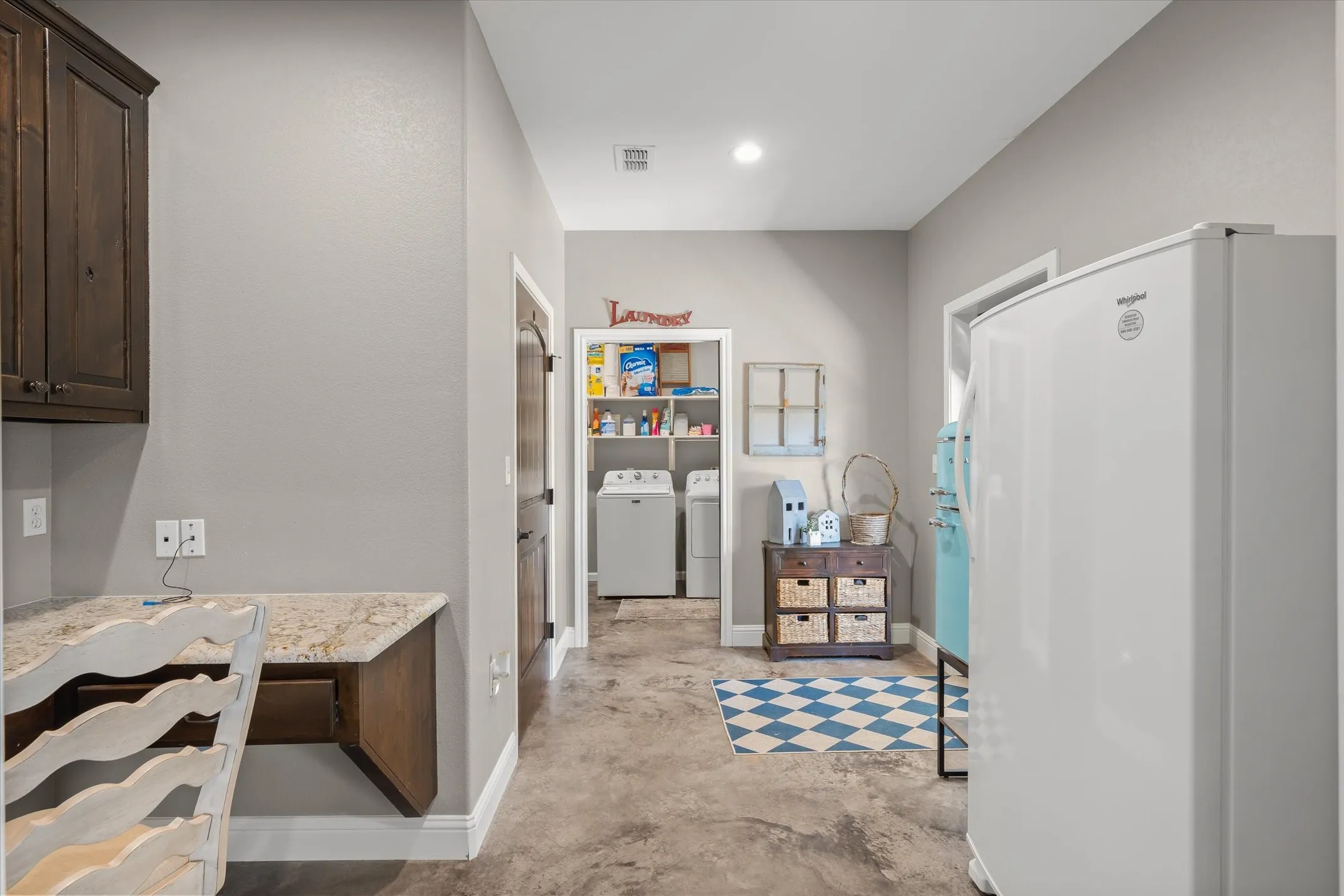 Single Family Residence For Sale in Van Zandt County , 1143 VZ County Road 4602, Ben Wheeler, Texas 75754, 3 Bedroom, 3 Bathroom, 2 Garage spaces, 2,340 Sqft, built in 2019, mls#21408746, Real Estate Agent in Ben Wheeler, Homes For Sale in Van Zandt county, Homes For Sale in Ben Wheeler, Realtor in Ben Wheeler Texas, Real Estate Brokerage Independent Realty Texas, Luminita Cordes Realtor