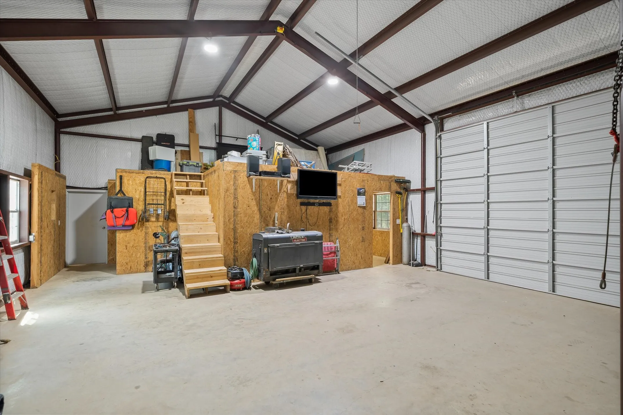 Single Family Residence For Sale in Van Zandt County , 1143 VZ County Road 4602, Ben Wheeler, Texas 75754, 3 Bedroom, 3 Bathroom, 2 Garage spaces, 2,340 Sqft, built in 2019, mls#21408746, Real Estate Agent in Ben Wheeler, Homes For Sale in Van Zandt county, Homes For Sale in Ben Wheeler, Realtor in Ben Wheeler Texas, Real Estate Brokerage Independent Realty Texas, Luminita Cordes Realtor