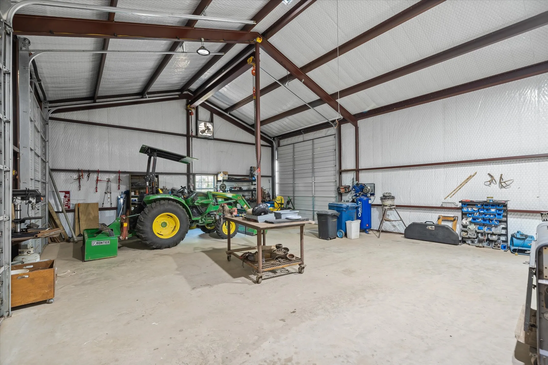 Single Family Residence For Sale in Van Zandt County , 1143 VZ County Road 4602, Ben Wheeler, Texas 75754, 3 Bedroom, 3 Bathroom, 2 Garage spaces, 2,340 Sqft, built in 2019, mls#21408746, Real Estate Agent in Ben Wheeler, Homes For Sale in Van Zandt county, Homes For Sale in Ben Wheeler, Realtor in Ben Wheeler Texas, Real Estate Brokerage Independent Realty Texas, Luminita Cordes Realtor