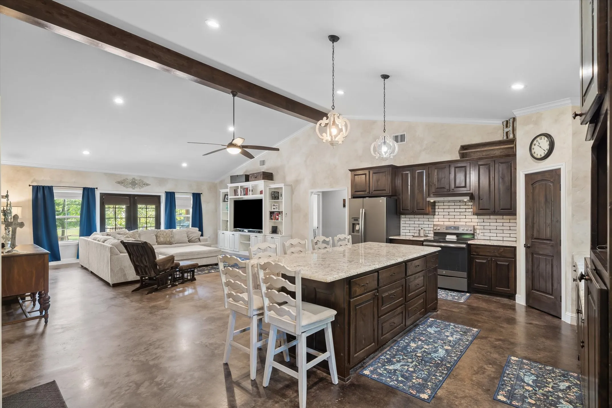 Single Family Residence For Sale in Van Zandt County , 1143 VZ County Road 4602, Ben Wheeler, Texas 75754, 3 Bedroom, 3 Bathroom, 2 Garage spaces, 2,340 Sqft, built in 2019, mls#21408746, Real Estate Agent in Ben Wheeler, Homes For Sale in Van Zandt county, Homes For Sale in Ben Wheeler, Realtor in Ben Wheeler Texas, Real Estate Brokerage Independent Realty Texas, Luminita Cordes Realtor