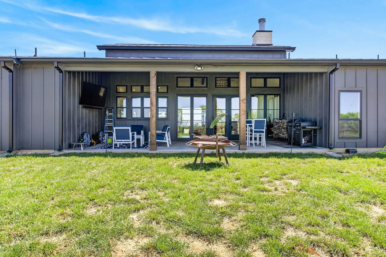 Single Family Residence For Rent in Jack County , 6384 US Highway 281 S, Jacksboro, Texas 76458, 4 Bedroom, 4 Bathroom, Garage spaces, 2,553 Sqft, built in 2023, mls#21409266, Real Estate Agent in Jacksboro, Homes For Rent in Jack county, Homes For Rent in Jacksboro, Realtor in Jacksboro Texas, Real Estate Brokerage Independent Realty Texas, Luminita Cordes Realtor