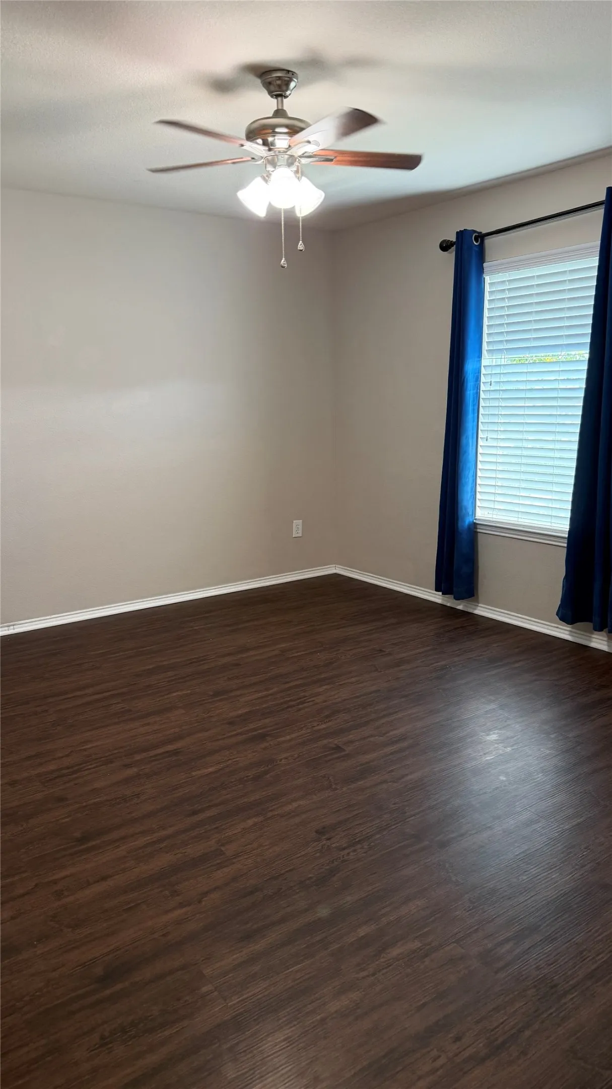 Single Family Residence For Rent in Tarrant County , 4500 Mountain Oak Street, Fort Worth, Texas 76244, 5 Bedroom, 3 Bathroom, 2 Garage spaces, 2,468 Sqft, built in 2007, mls#21409334, Real Estate Agent in Fort Worth, Homes For Rent in Tarrant county, Homes For Rent in Fort Worth, Realtor in Fort Worth Texas, Real Estate Brokerage Independent Realty Texas, Luminita Cordes Realtor
