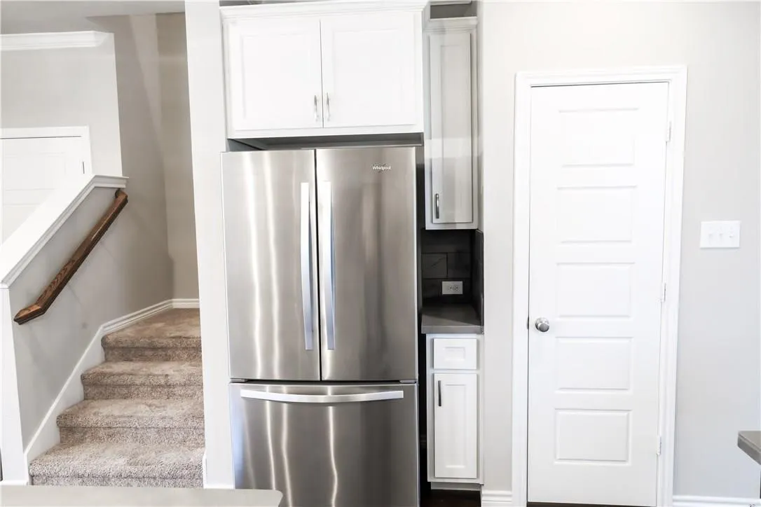 Townhouse For Rent in Tarrant County , 2605 Mccart Avenue, Fort Worth, Texas 76110, 3 Bedroom, 4 Bathroom, 2 Garage spaces, 1,935 Sqft, built in 2016, mls#21409336, Real Estate Agent in Fort Worth, Homes For Rent in Tarrant county, Homes For Rent in Fort Worth, Realtor in Fort Worth Texas, Real Estate Brokerage Independent Realty Texas, Luminita Cordes Realtor