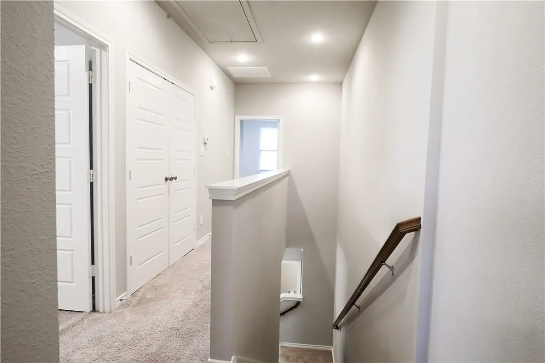 Townhouse For Rent in Tarrant County , 2605 Mccart Avenue, Fort Worth, Texas 76110, 3 Bedroom, 4 Bathroom, 2 Garage spaces, 1,935 Sqft, built in 2016, mls#21409336, Real Estate Agent in Fort Worth, Homes For Rent in Tarrant county, Homes For Rent in Fort Worth, Realtor in Fort Worth Texas, Real Estate Brokerage Independent Realty Texas, Luminita Cordes Realtor
