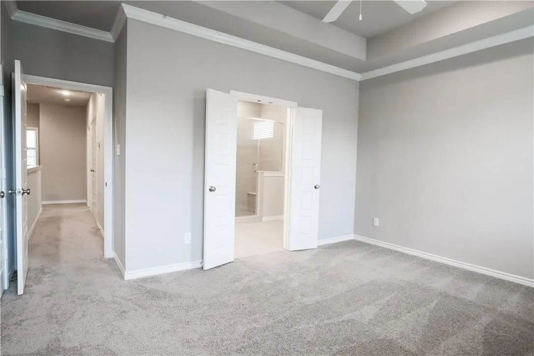 Townhouse For Rent in Tarrant County , 2605 Mccart Avenue, Fort Worth, Texas 76110, 3 Bedroom, 4 Bathroom, 2 Garage spaces, 1,935 Sqft, built in 2016, mls#21409336, Real Estate Agent in Fort Worth, Homes For Rent in Tarrant county, Homes For Rent in Fort Worth, Realtor in Fort Worth Texas, Real Estate Brokerage Independent Realty Texas, Luminita Cordes Realtor