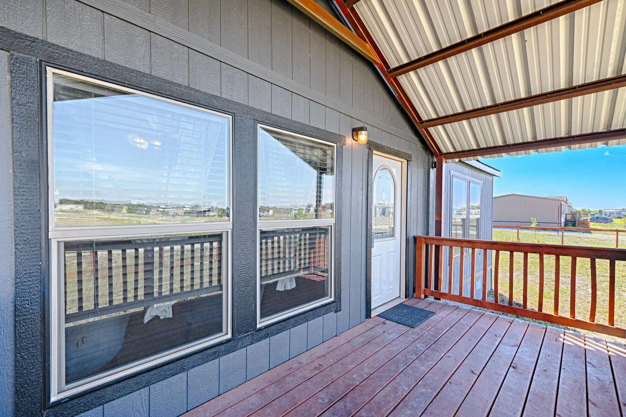 Mobile Home For Sale in Ellis County , 181 Cochise Drive, Ferris, Texas 75125, 3 Bedroom, 2 Bathroom, Garage spaces, 1,536 Sqft, built in 2023, mls#21408904, Real Estate Agent in Ferris, Homes For Sale in Ellis county, Homes For Sale in Ferris, Realtor in Ferris Texas, Real Estate Brokerage Independent Realty Texas, Luminita Cordes Realtor