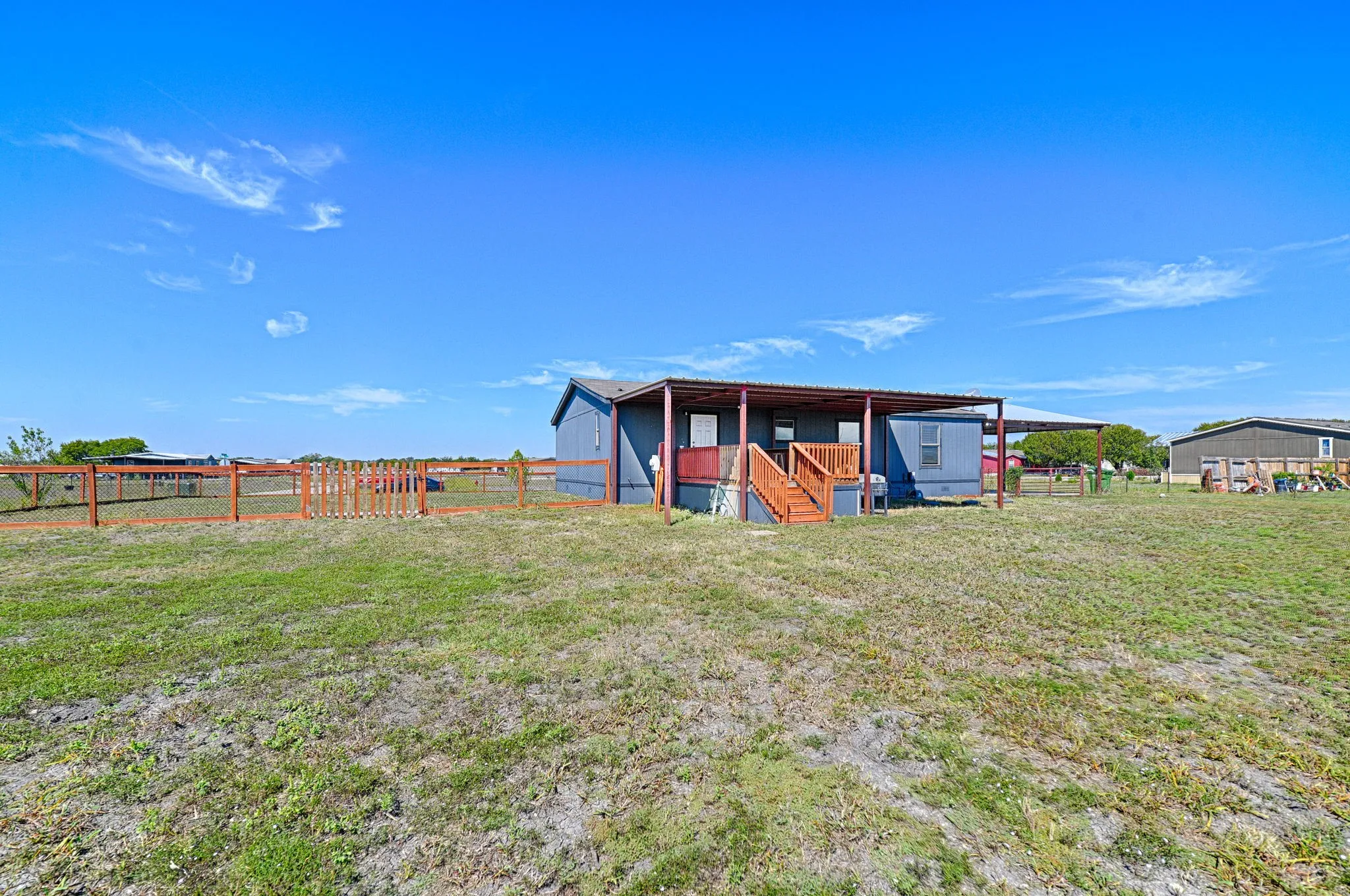 Mobile Home For Sale in Ellis County , 181 Cochise Drive, Ferris, Texas 75125, 3 Bedroom, 2 Bathroom, Garage spaces, 1,536 Sqft, built in 2023, mls#21408904, Real Estate Agent in Ferris, Homes For Sale in Ellis county, Homes For Sale in Ferris, Realtor in Ferris Texas, Real Estate Brokerage Independent Realty Texas, Luminita Cordes Realtor