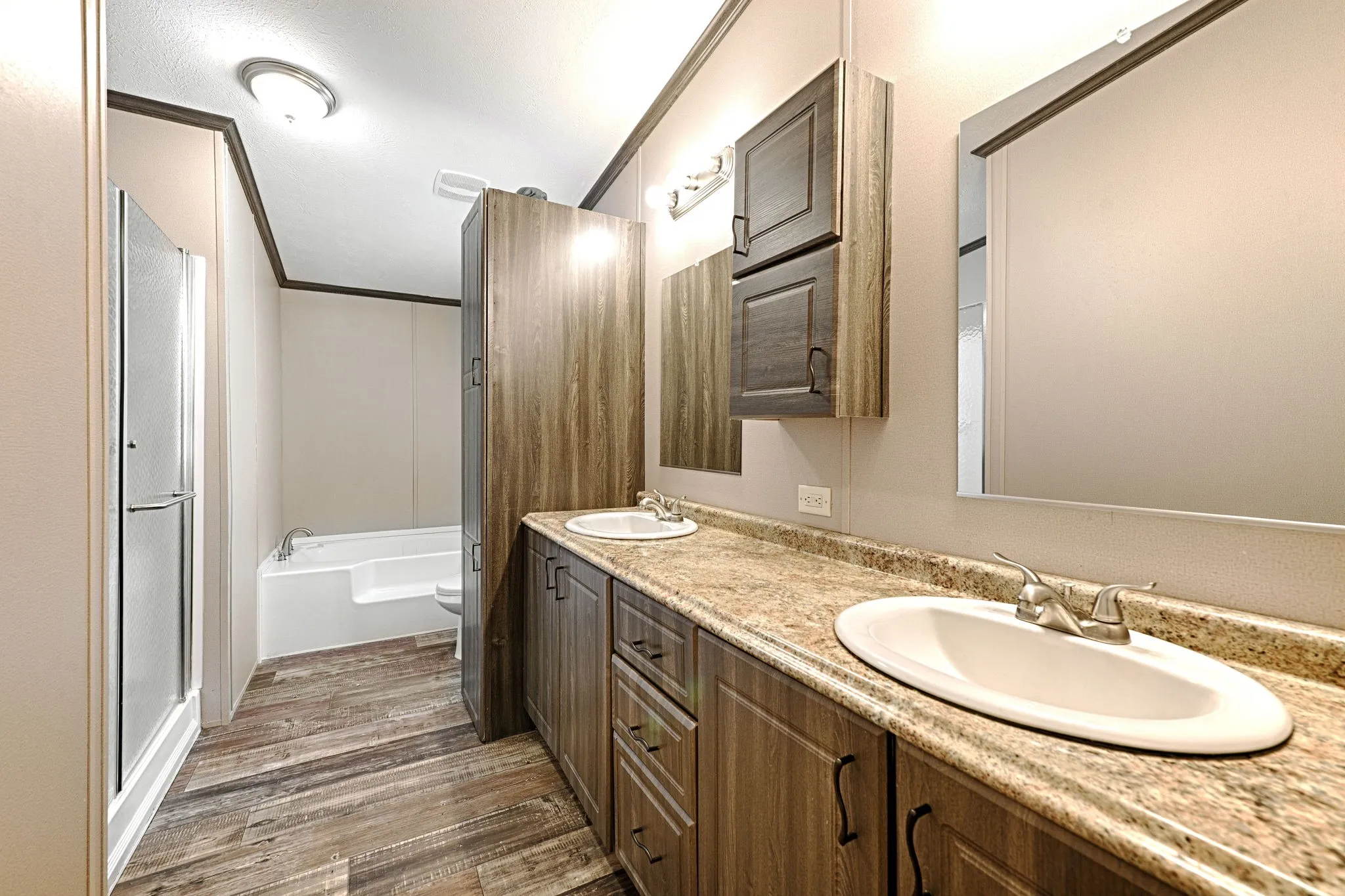 Mobile Home For Sale in Ellis County , 181 Cochise Drive, Ferris, Texas 75125, 3 Bedroom, 2 Bathroom, Garage spaces, 1,536 Sqft, built in 2023, mls#21408904, Real Estate Agent in Ferris, Homes For Sale in Ellis county, Homes For Sale in Ferris, Realtor in Ferris Texas, Real Estate Brokerage Independent Realty Texas, Luminita Cordes Realtor