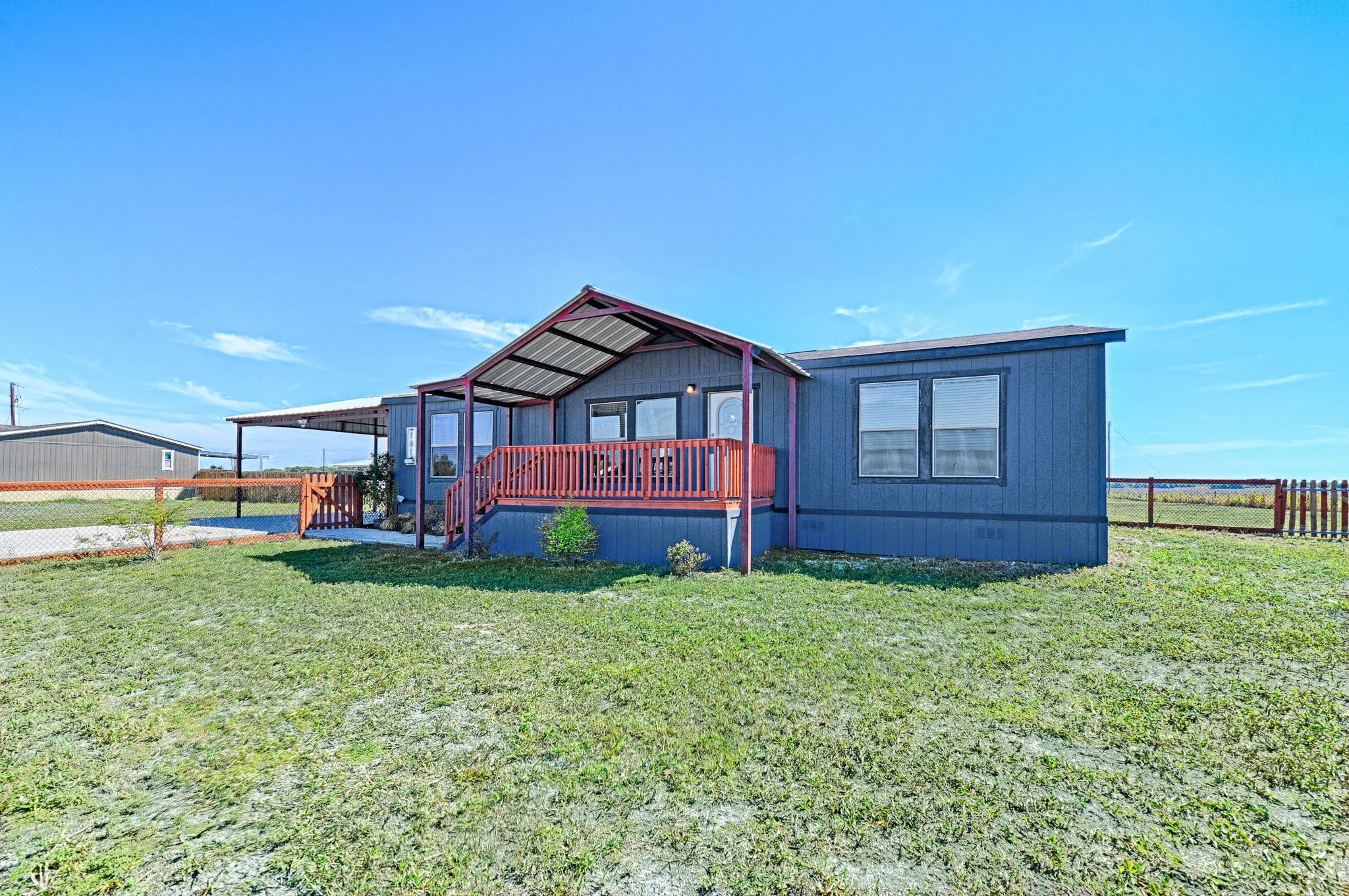 Mobile Home For Sale in Ellis County , 181 Cochise Drive, Ferris, Texas 75125, 3 Bedroom, 2 Bathroom, Garage spaces, 1,536 Sqft, built in 2023, mls#21408904, Real Estate Agent in Ferris, Homes For Sale in Ellis county, Homes For Sale in Ferris, Realtor in Ferris Texas, Real Estate Brokerage Independent Realty Texas, Luminita Cordes Realtor