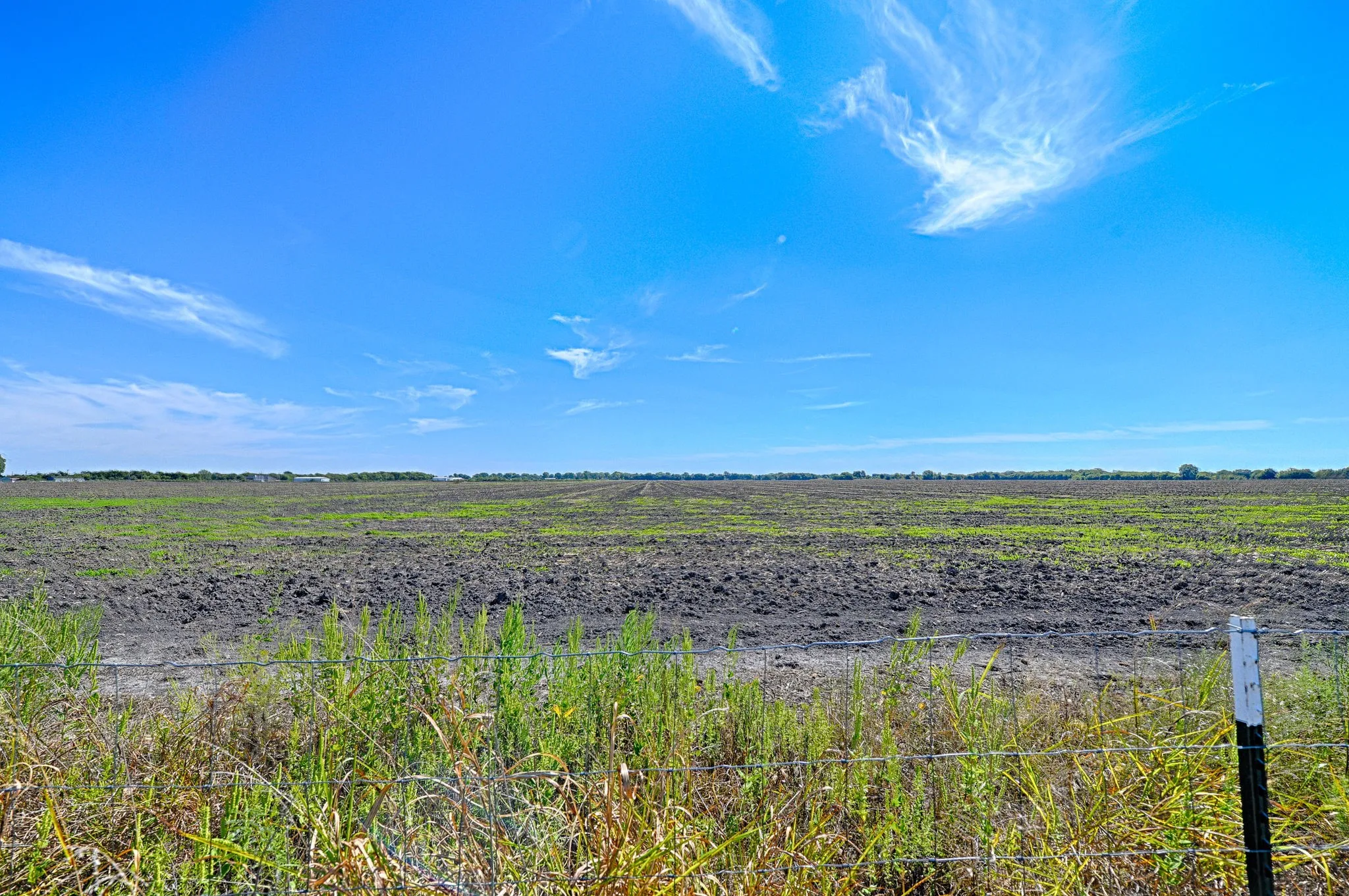 Mobile Home For Sale in Ellis County , 181 Cochise Drive, Ferris, Texas 75125, 3 Bedroom, 2 Bathroom, Garage spaces, 1,536 Sqft, built in 2023, mls#21408904, Real Estate Agent in Ferris, Homes For Sale in Ellis county, Homes For Sale in Ferris, Realtor in Ferris Texas, Real Estate Brokerage Independent Realty Texas, Luminita Cordes Realtor