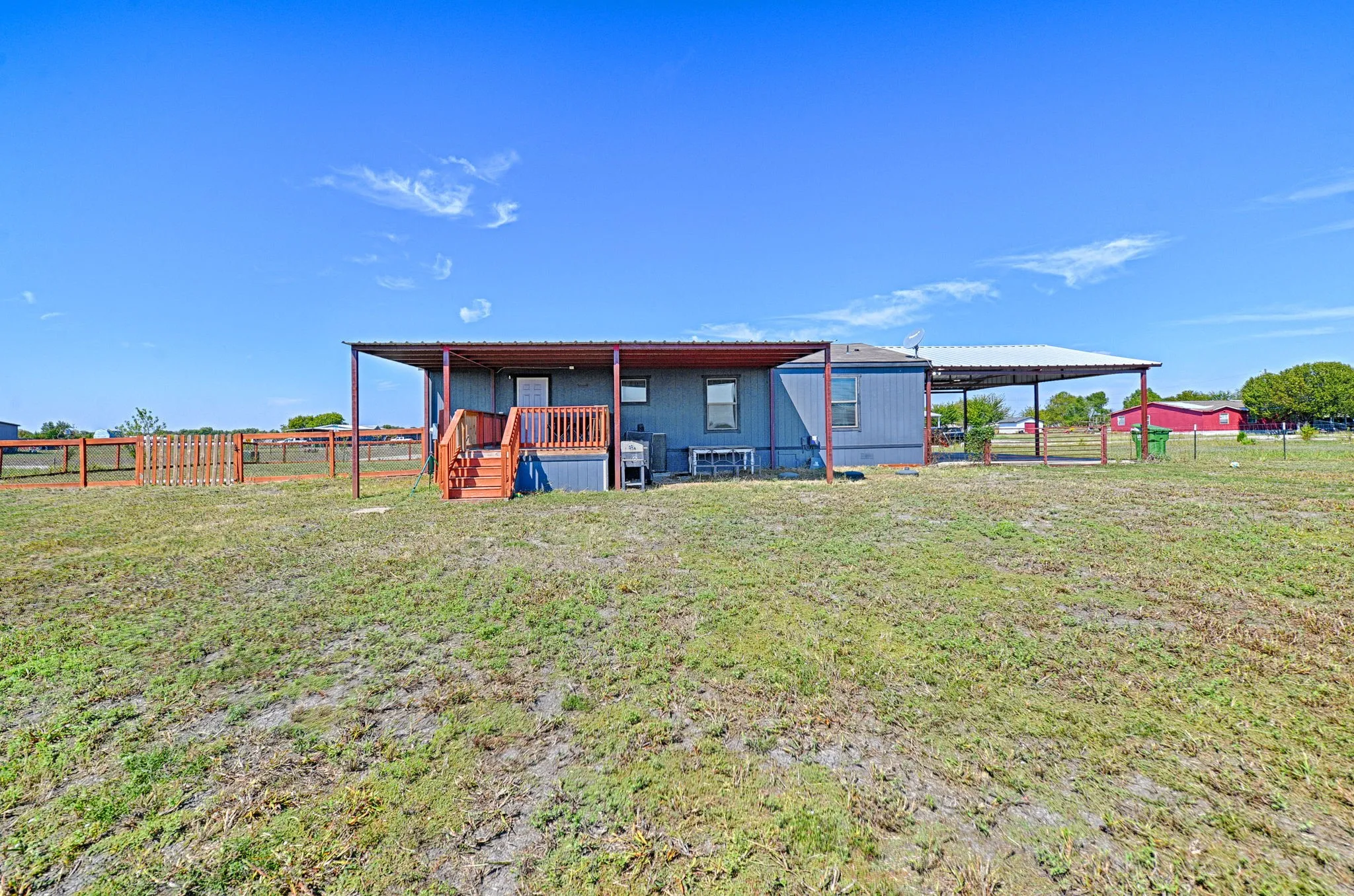 Mobile Home For Sale in Ellis County , 181 Cochise Drive, Ferris, Texas 75125, 3 Bedroom, 2 Bathroom, Garage spaces, 1,536 Sqft, built in 2023, mls#21408904, Real Estate Agent in Ferris, Homes For Sale in Ellis county, Homes For Sale in Ferris, Realtor in Ferris Texas, Real Estate Brokerage Independent Realty Texas, Luminita Cordes Realtor