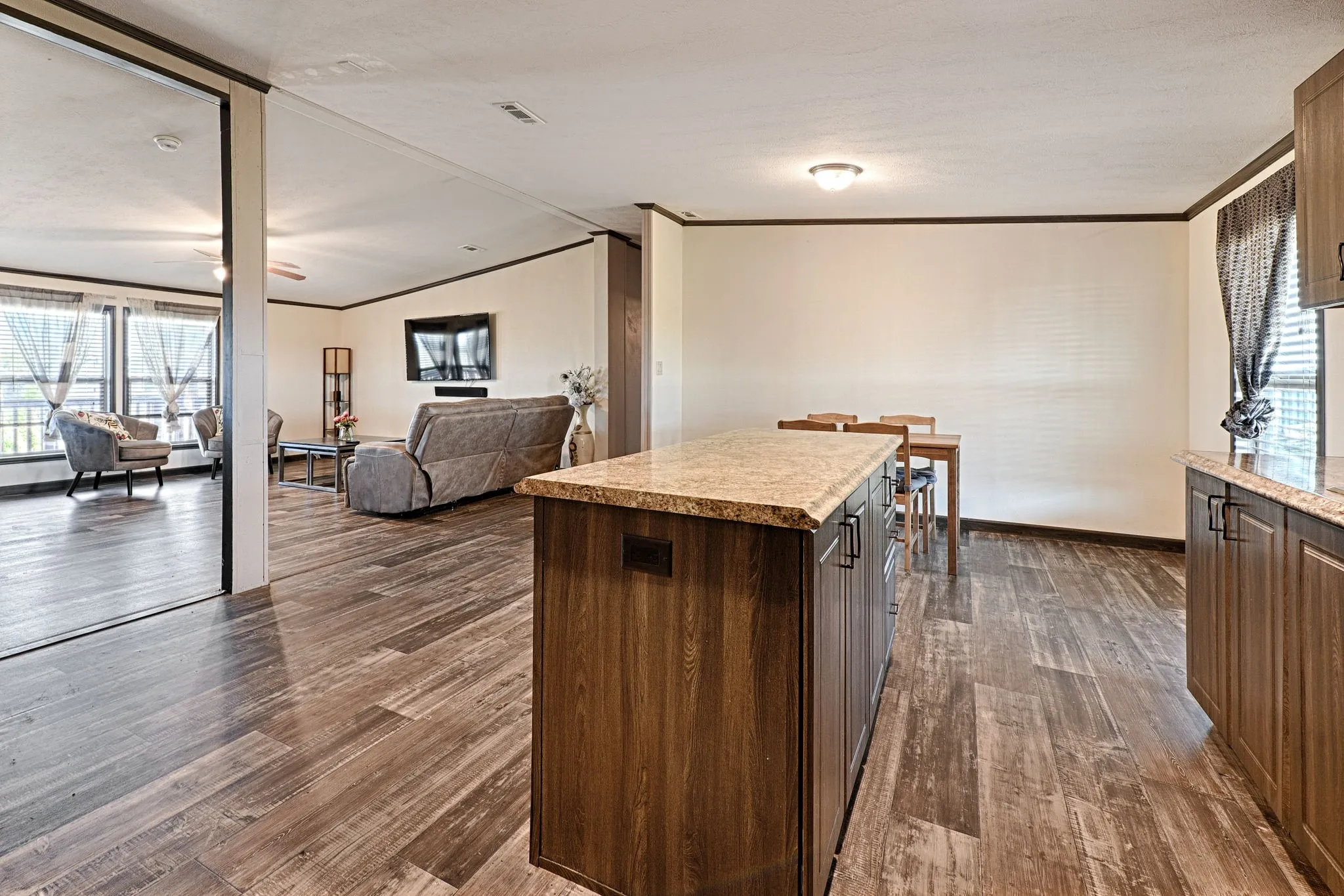 Mobile Home For Sale in Ellis County , 181 Cochise Drive, Ferris, Texas 75125, 3 Bedroom, 2 Bathroom, Garage spaces, 1,536 Sqft, built in 2023, mls#21408904, Real Estate Agent in Ferris, Homes For Sale in Ellis county, Homes For Sale in Ferris, Realtor in Ferris Texas, Real Estate Brokerage Independent Realty Texas, Luminita Cordes Realtor