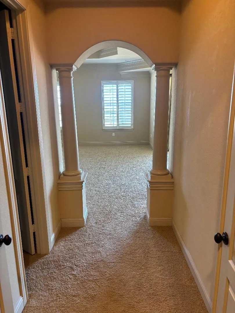 Townhouse For Sale in Dallas County , 563 Rockingham Drive, Irving, Texas 75063, 3 Bedroom, 3 Bathroom, 2 Garage spaces, 3,025 Sqft, built in 2010, mls#21409343, Real Estate Agent in Irving, Homes For Sale in Dallas county, Homes For Sale in Irving, Realtor in Irving Texas, Real Estate Brokerage Independent Realty Texas, Luminita Cordes Realtor