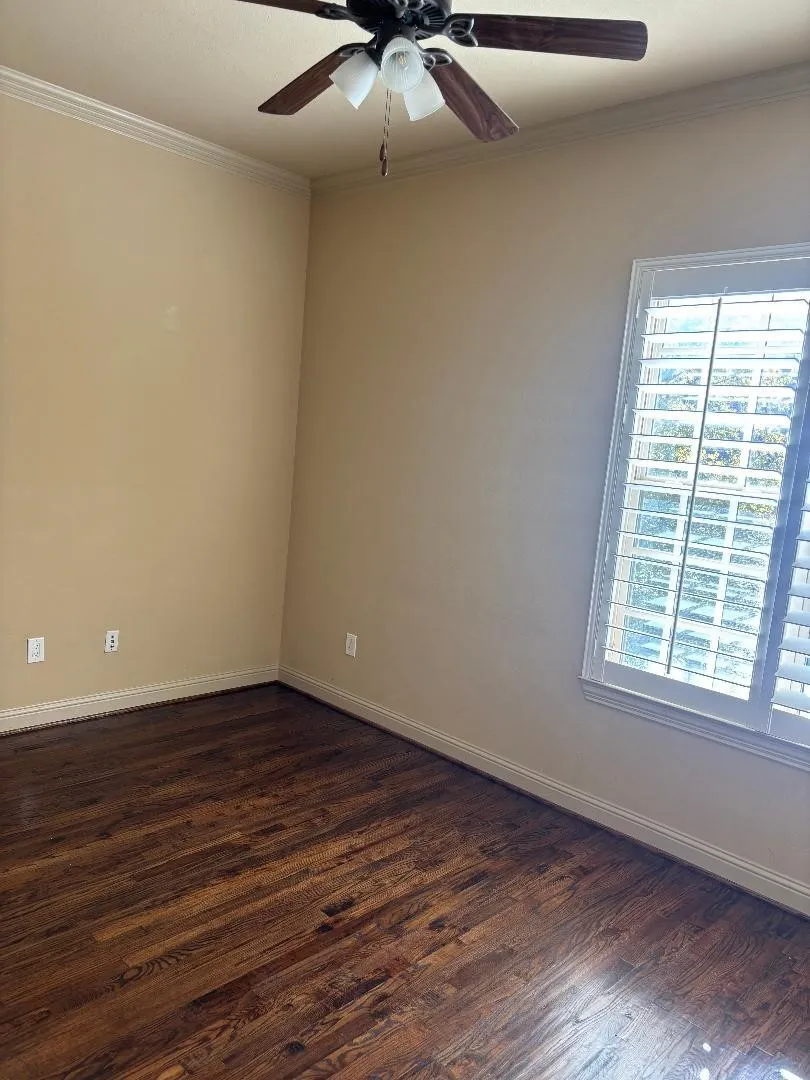 Townhouse For Sale in Dallas County , 563 Rockingham Drive, Irving, Texas 75063, 3 Bedroom, 3 Bathroom, 2 Garage spaces, 3,025 Sqft, built in 2010, mls#21409343, Real Estate Agent in Irving, Homes For Sale in Dallas county, Homes For Sale in Irving, Realtor in Irving Texas, Real Estate Brokerage Independent Realty Texas, Luminita Cordes Realtor