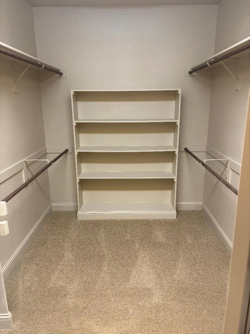 Townhouse For Sale in Dallas County , 563 Rockingham Drive, Irving, Texas 75063, 3 Bedroom, 3 Bathroom, 2 Garage spaces, 3,025 Sqft, built in 2010, mls#21409343, Real Estate Agent in Irving, Homes For Sale in Dallas county, Homes For Sale in Irving, Realtor in Irving Texas, Real Estate Brokerage Independent Realty Texas, Luminita Cordes Realtor