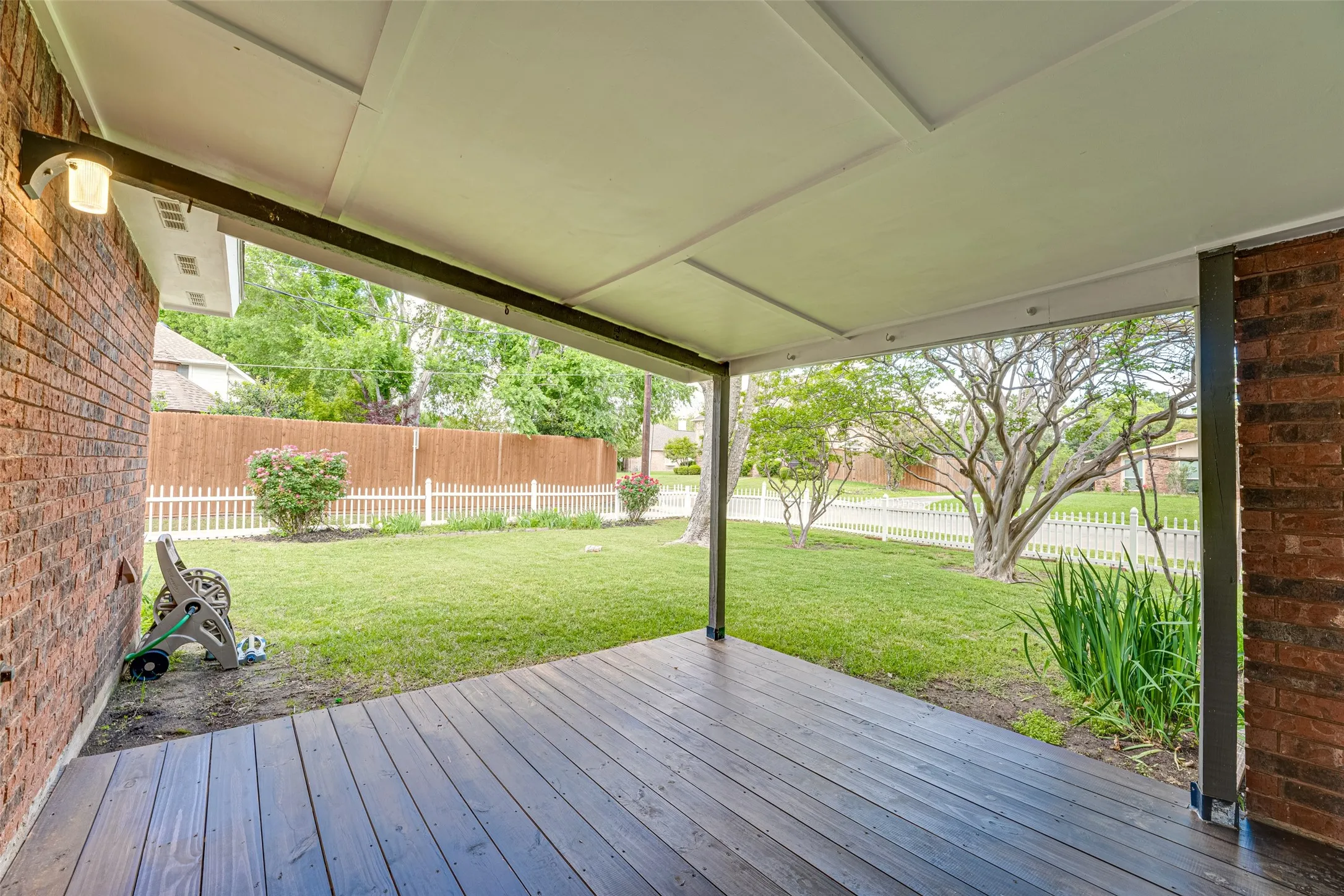 Single Family Residence For Sale in Dallas County , 3113 Powell Drive, Rowlett, Texas 75088, 4 Bedroom, 2 Bathroom, 2 Garage spaces, 2,100 Sqft, built in 1979, mls#21409344, Real Estate Agent in Rowlett, Homes For Sale in Dallas county, Homes For Sale in Rowlett, Realtor in Rowlett Texas, Real Estate Brokerage Independent Realty Texas, Luminita Cordes Realtor