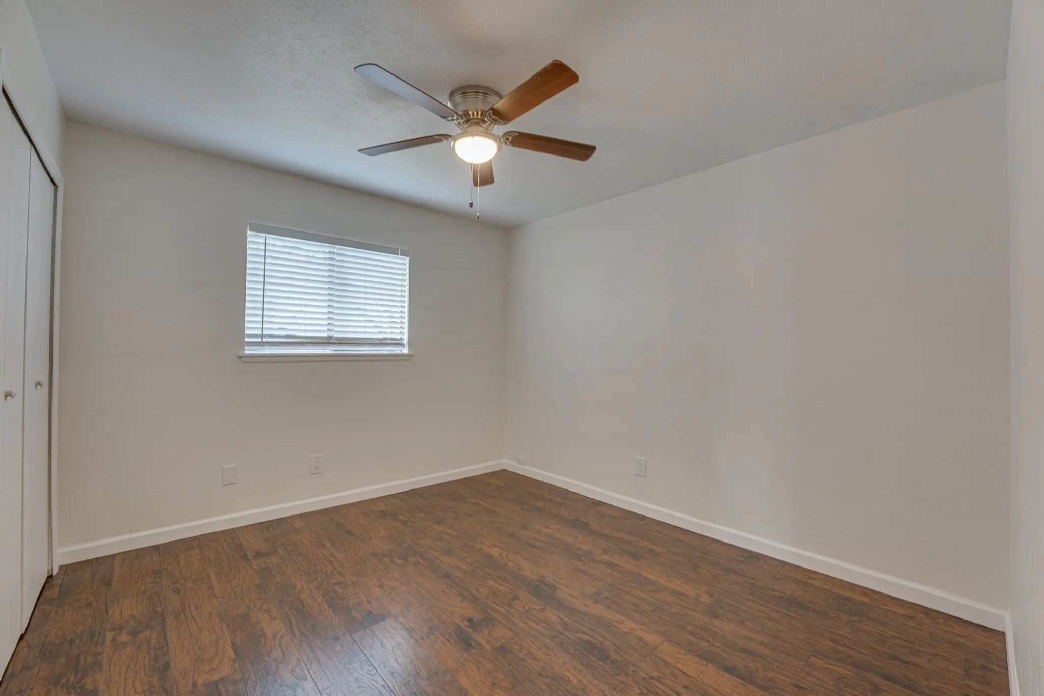 Single Family Residence For Sale in Dallas County , 3113 Powell Drive, Rowlett, Texas 75088, 4 Bedroom, 2 Bathroom, 2 Garage spaces, 2,100 Sqft, built in 1979, mls#21409344, Real Estate Agent in Rowlett, Homes For Sale in Dallas county, Homes For Sale in Rowlett, Realtor in Rowlett Texas, Real Estate Brokerage Independent Realty Texas, Luminita Cordes Realtor