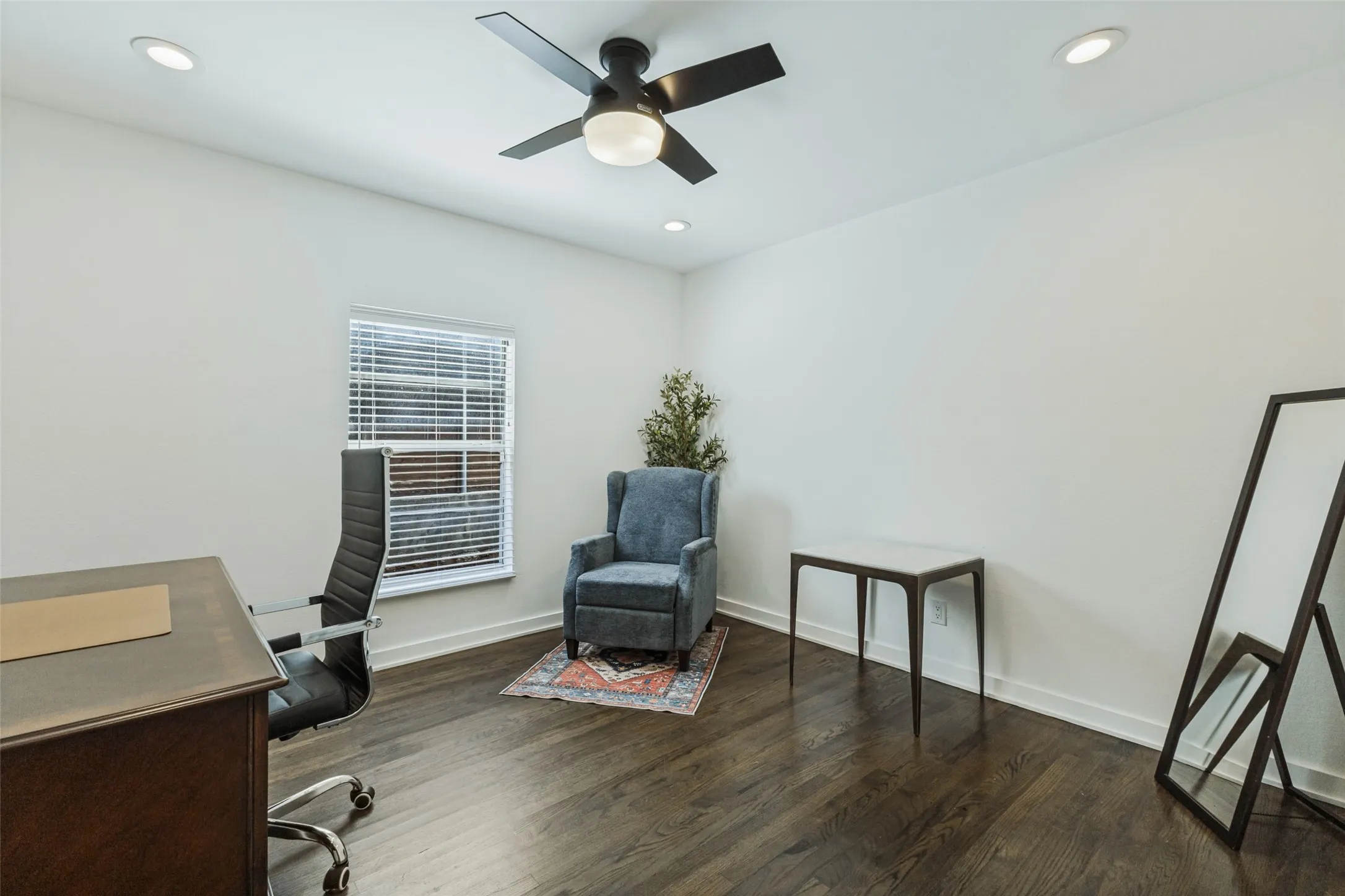 Single Family Residence For Sale in Dallas County , 8723 Glencrest Lane, Dallas, Texas 75209, 3 Bedroom, 2 Bathroom, 1 Garage spaces, 1,834 Sqft, built in 1950, mls#21409329, Real Estate Agent in Dallas, Homes For Sale in Dallas county, Homes For Sale in Dallas, Realtor in Dallas Texas, Real Estate Brokerage Independent Realty Texas, Luminita Cordes Realtor