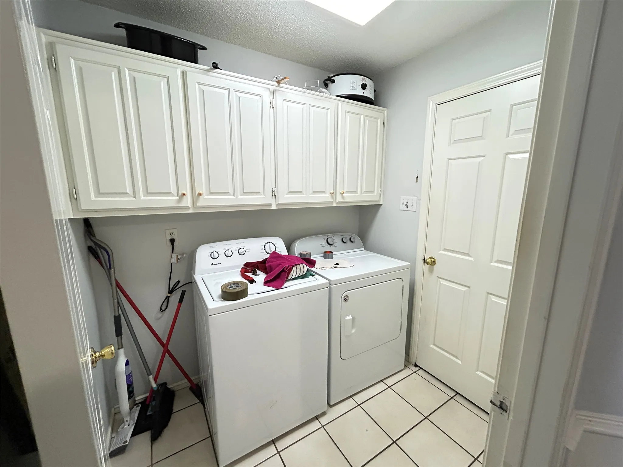 Single Family Residence For Sale in Hopkins County , 120 Cedar Springs Boulevard, Sulphur Springs, Texas 75482, 3 Bedroom, 2 Bathroom, 2 Garage spaces, 2,422 Sqft, built in 1983, mls#21407987, Real Estate Agent in Sulphur Springs, Homes For Sale in Hopkins county, Homes For Sale in Sulphur Springs, Realtor in Sulphur Springs Texas, Real Estate Brokerage Independent Realty Texas, Luminita Cordes Realtor