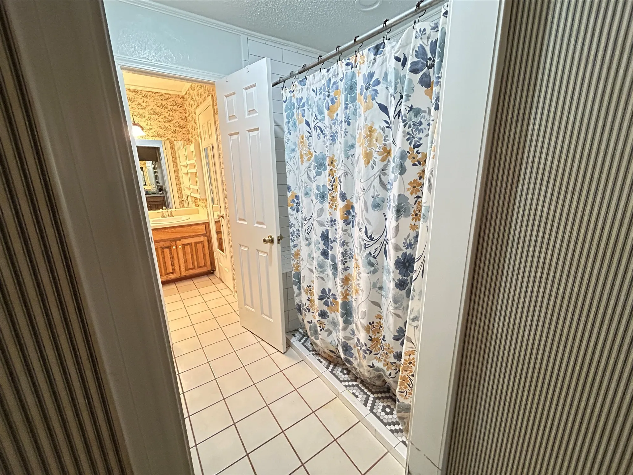 Single Family Residence For Sale in Hopkins County , 120 Cedar Springs Boulevard, Sulphur Springs, Texas 75482, 3 Bedroom, 2 Bathroom, 2 Garage spaces, 2,422 Sqft, built in 1983, mls#21407987, Real Estate Agent in Sulphur Springs, Homes For Sale in Hopkins county, Homes For Sale in Sulphur Springs, Realtor in Sulphur Springs Texas, Real Estate Brokerage Independent Realty Texas, Luminita Cordes Realtor