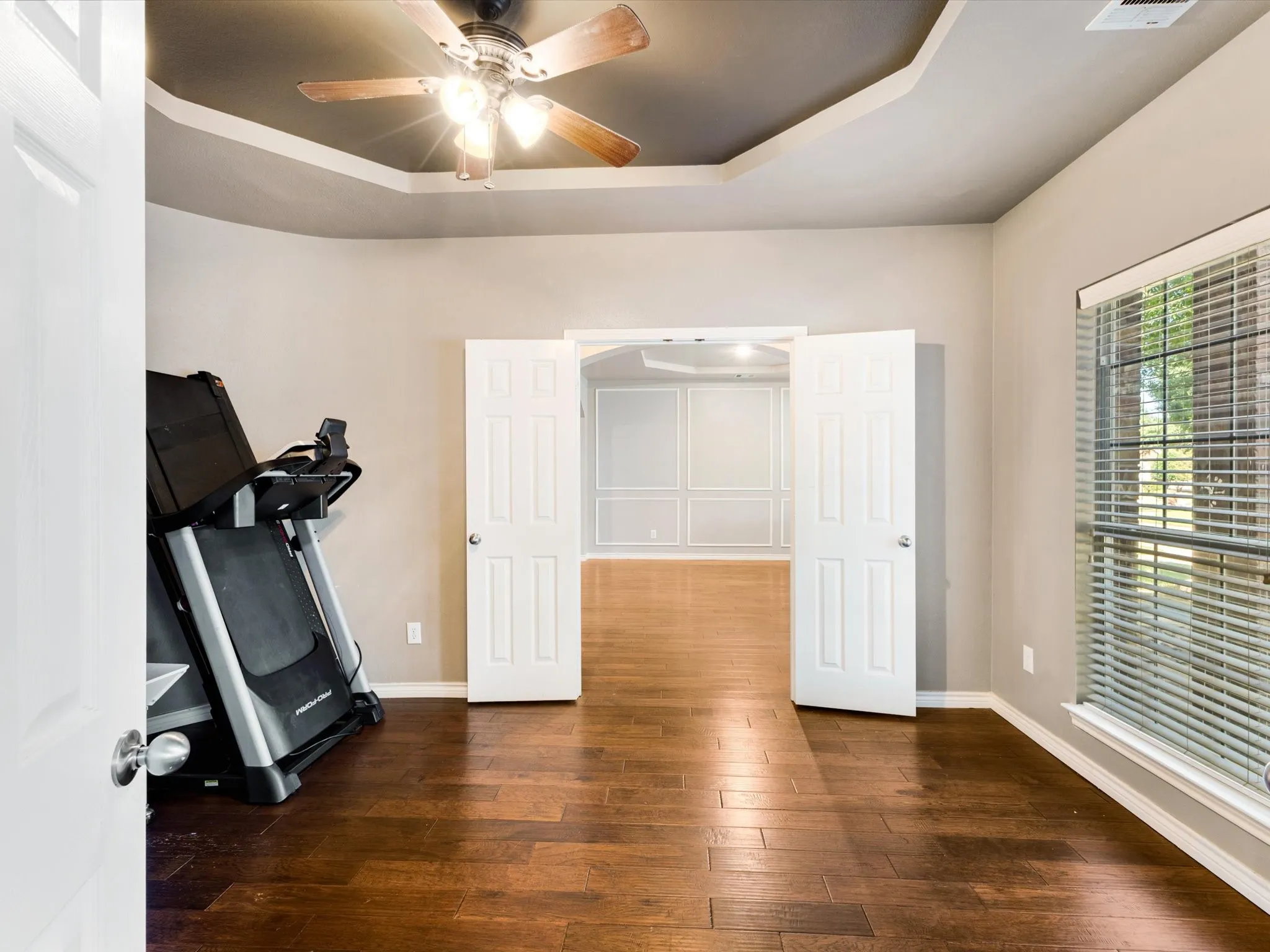 Single Family Residence For Sale in Collin County , 809 Stanford Drive, Murphy, Texas 75094, 5 Bedroom, 4 Bathroom, 2 Garage spaces, 3,801 Sqft, built in 2001, mls#21409112, Real Estate Agent in Murphy, Homes For Sale in Collin county, Homes For Sale in Murphy, Realtor in Murphy Texas, Real Estate Brokerage Independent Realty Texas, Luminita Cordes Realtor