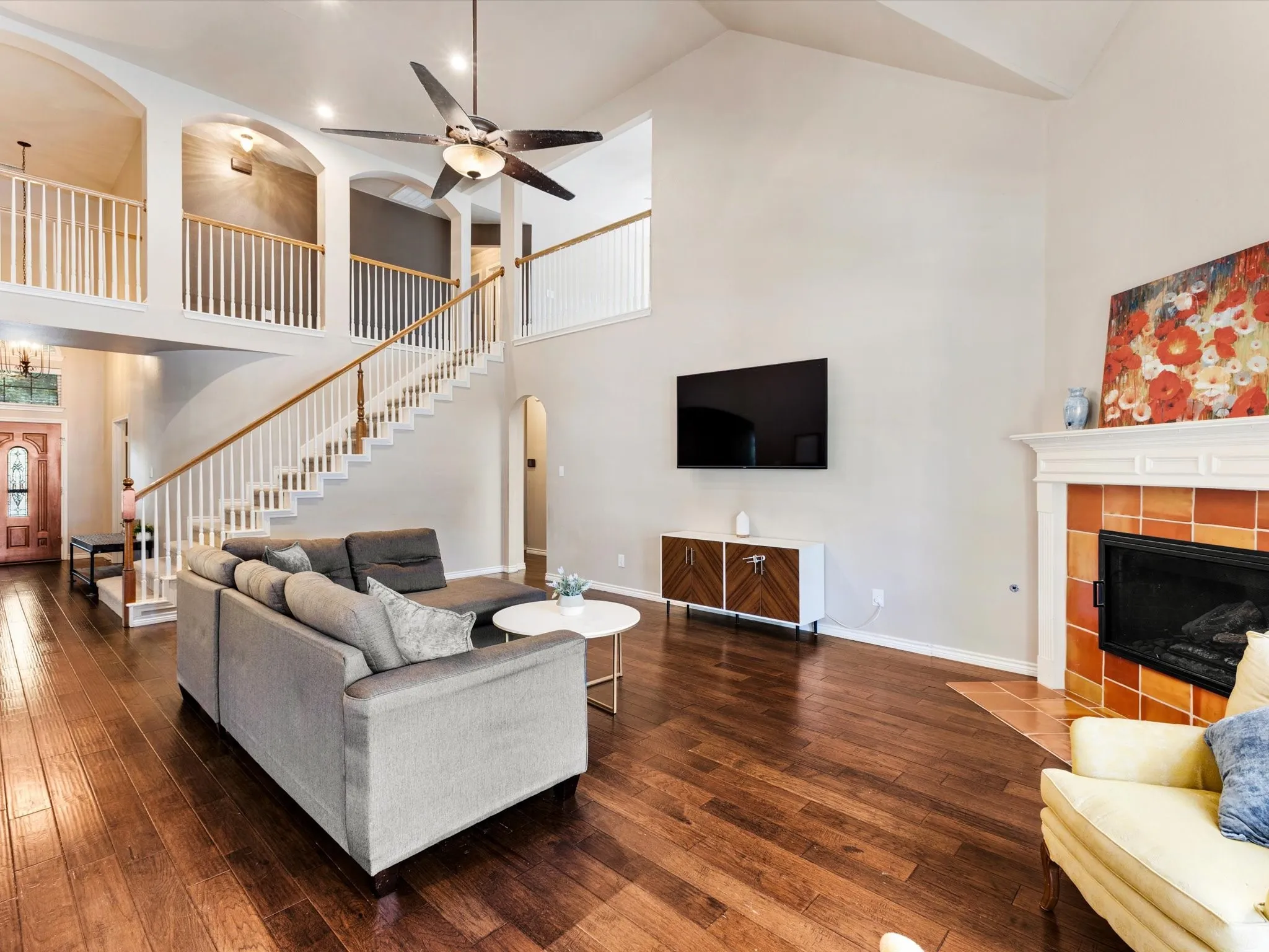 Single Family Residence For Sale in Collin County , 809 Stanford Drive, Murphy, Texas 75094, 5 Bedroom, 4 Bathroom, 2 Garage spaces, 3,801 Sqft, built in 2001, mls#21409112, Real Estate Agent in Murphy, Homes For Sale in Collin county, Homes For Sale in Murphy, Realtor in Murphy Texas, Real Estate Brokerage Independent Realty Texas, Luminita Cordes Realtor