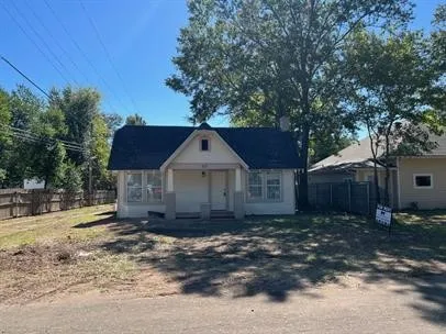 Single Family Residence For Rent