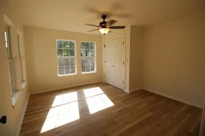 Single Family Residence For Rent in Van Zandt County , 111 W Wolfe Street, Grand Saline, Texas 75140, 3 Bedroom, 2 Bathroom, Garage spaces, 1,417 Sqft, built in 1951, mls#21408447, Real Estate Agent in Grand Saline, Homes For Rent in Van Zandt county, Homes For Rent in Grand Saline, Realtor in Grand Saline Texas, Real Estate Brokerage Independent Realty Texas, Luminita Cordes Realtor