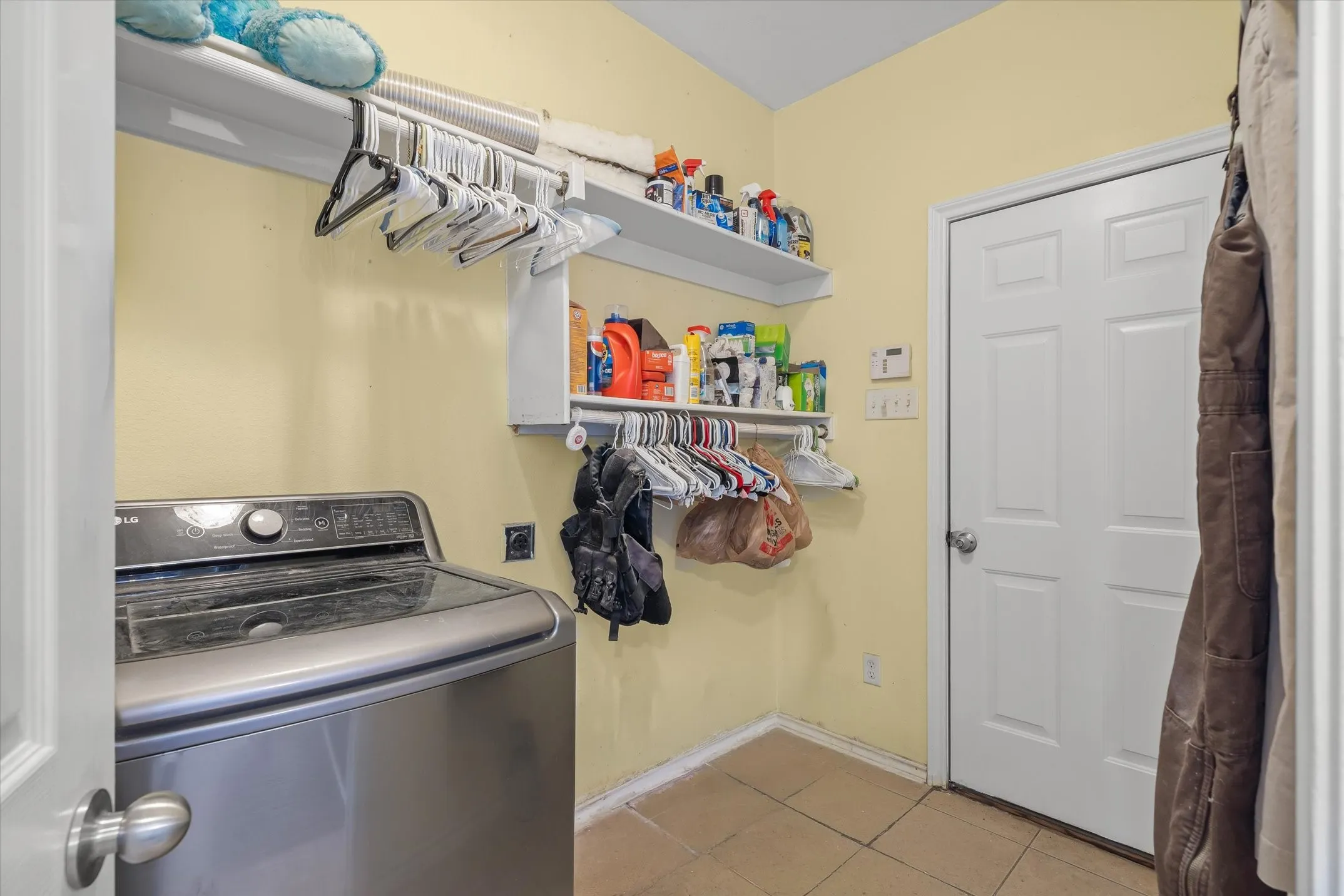 Single Family Residence For Sale in Van Zandt County , 4421 Etheridge Circle, Canton, Texas 75103, 3 Bedroom, 3 Bathroom, 2 Garage spaces, 2,325 Sqft, built in 2005, mls#21409149, Real Estate Agent in Canton, Homes For Sale in Van Zandt county, Homes For Sale in Canton, Realtor in Canton Texas, Real Estate Brokerage Independent Realty Texas, Luminita Cordes Realtor