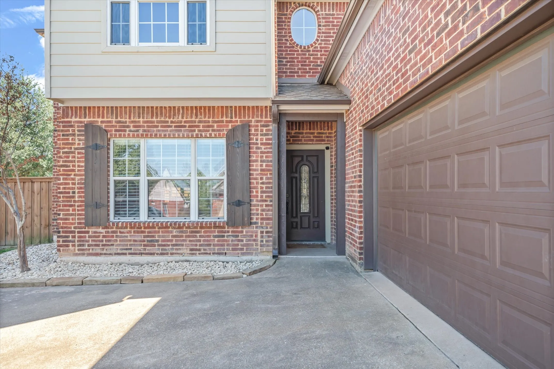 Single Family Residence For Sale in Van Zandt County , 4421 Etheridge Circle, Canton, Texas 75103, 3 Bedroom, 3 Bathroom, 2 Garage spaces, 2,325 Sqft, built in 2005, mls#21409149, Real Estate Agent in Canton, Homes For Sale in Van Zandt county, Homes For Sale in Canton, Realtor in Canton Texas, Real Estate Brokerage Independent Realty Texas, Luminita Cordes Realtor