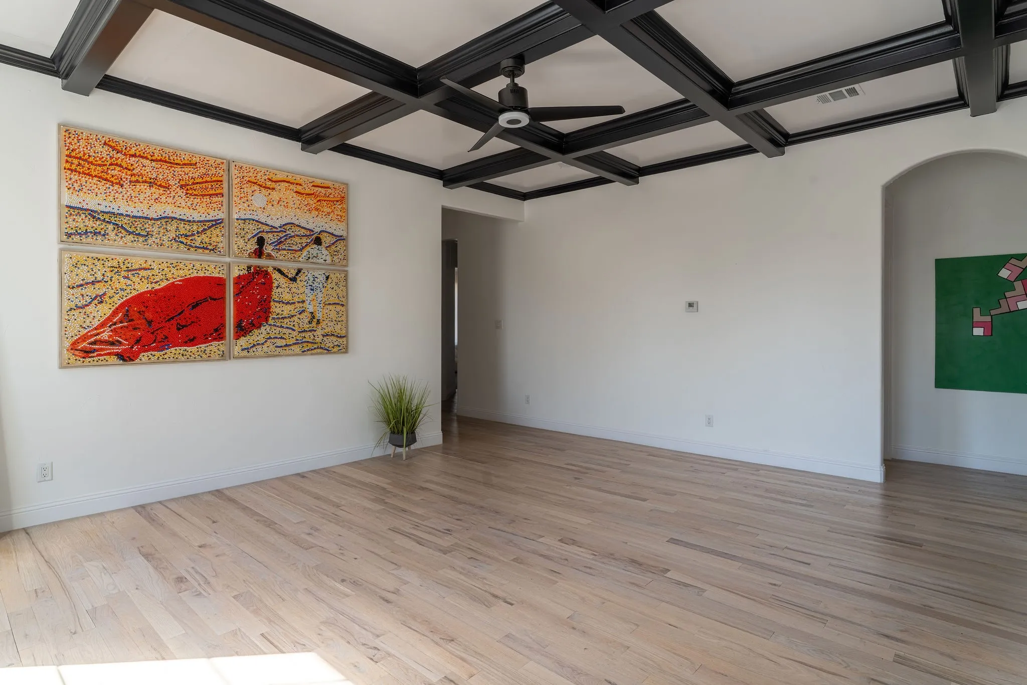 Single Family Residence For Rent in Tarrant County , 3705 W 5th Street, Fort Worth, Texas 76107, 5 Bedroom, 5 Bathroom, 2 Garage spaces, 4,670 Sqft, built in 2008, mls#21409347, Real Estate Agent in Fort Worth, Homes For Rent in Tarrant county, Homes For Rent in Fort Worth, Realtor in Fort Worth Texas, Real Estate Brokerage Independent Realty Texas, Luminita Cordes Realtor