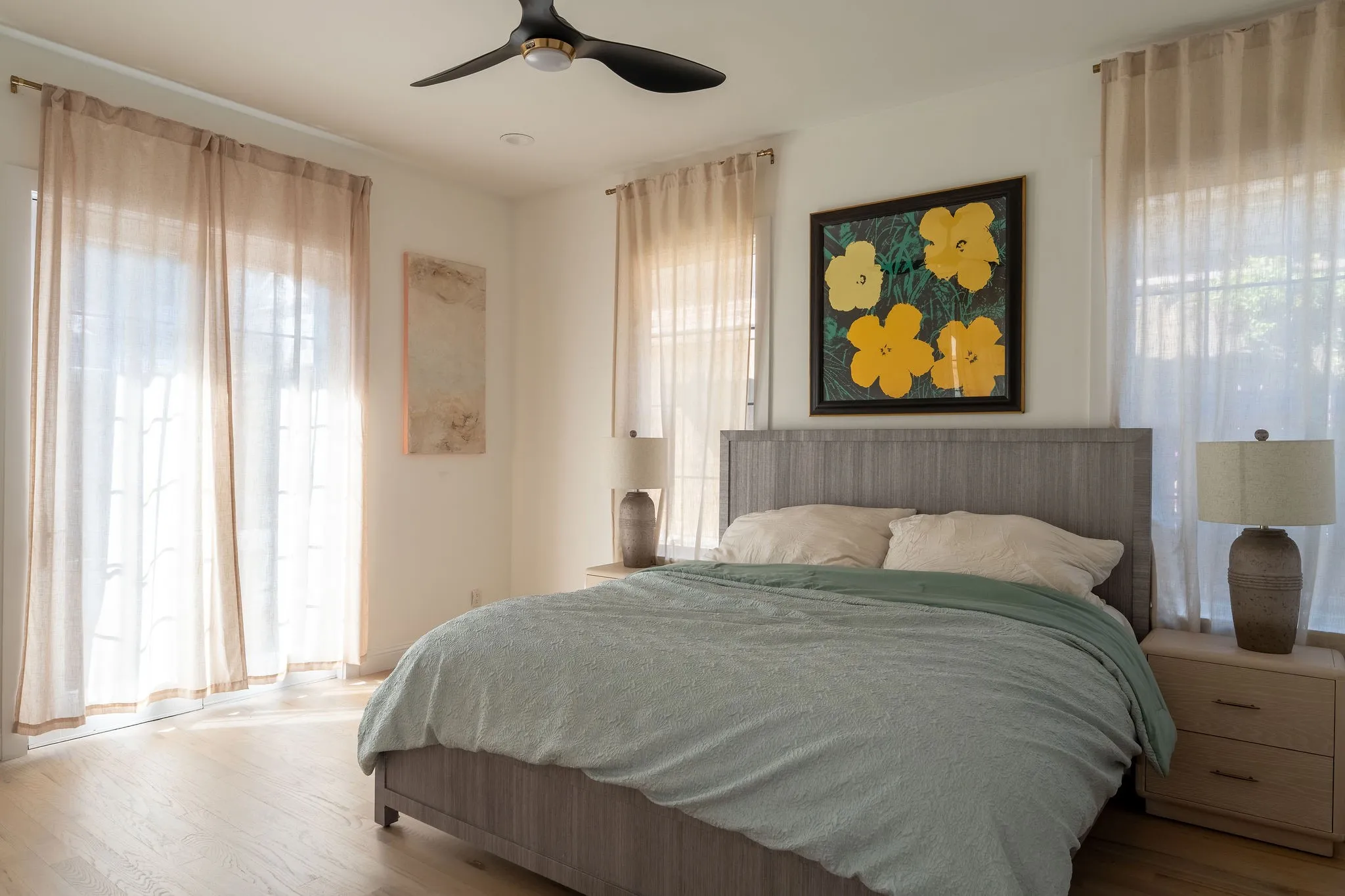 Single Family Residence For Rent in Tarrant County , 3705 W 5th Street, Fort Worth, Texas 76107, 5 Bedroom, 5 Bathroom, 2 Garage spaces, 4,670 Sqft, built in 2008, mls#21409347, Real Estate Agent in Fort Worth, Homes For Rent in Tarrant county, Homes For Rent in Fort Worth, Realtor in Fort Worth Texas, Real Estate Brokerage Independent Realty Texas, Luminita Cordes Realtor