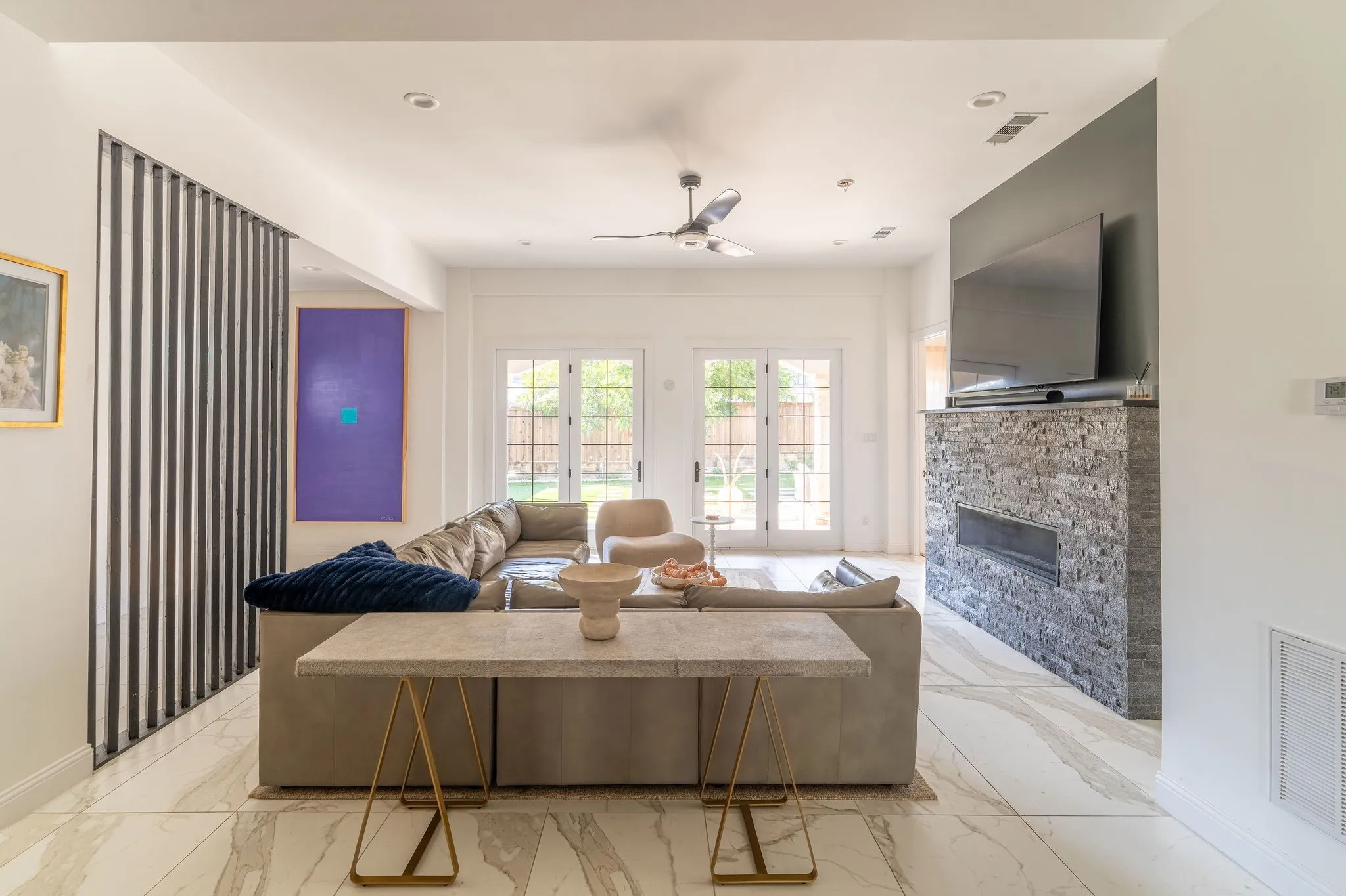 Single Family Residence For Rent in Tarrant County , 3705 W 5th Street, Fort Worth, Texas 76107, 5 Bedroom, 5 Bathroom, 2 Garage spaces, 4,670 Sqft, built in 2008, mls#21409347, Real Estate Agent in Fort Worth, Homes For Rent in Tarrant county, Homes For Rent in Fort Worth, Realtor in Fort Worth Texas, Real Estate Brokerage Independent Realty Texas, Luminita Cordes Realtor
