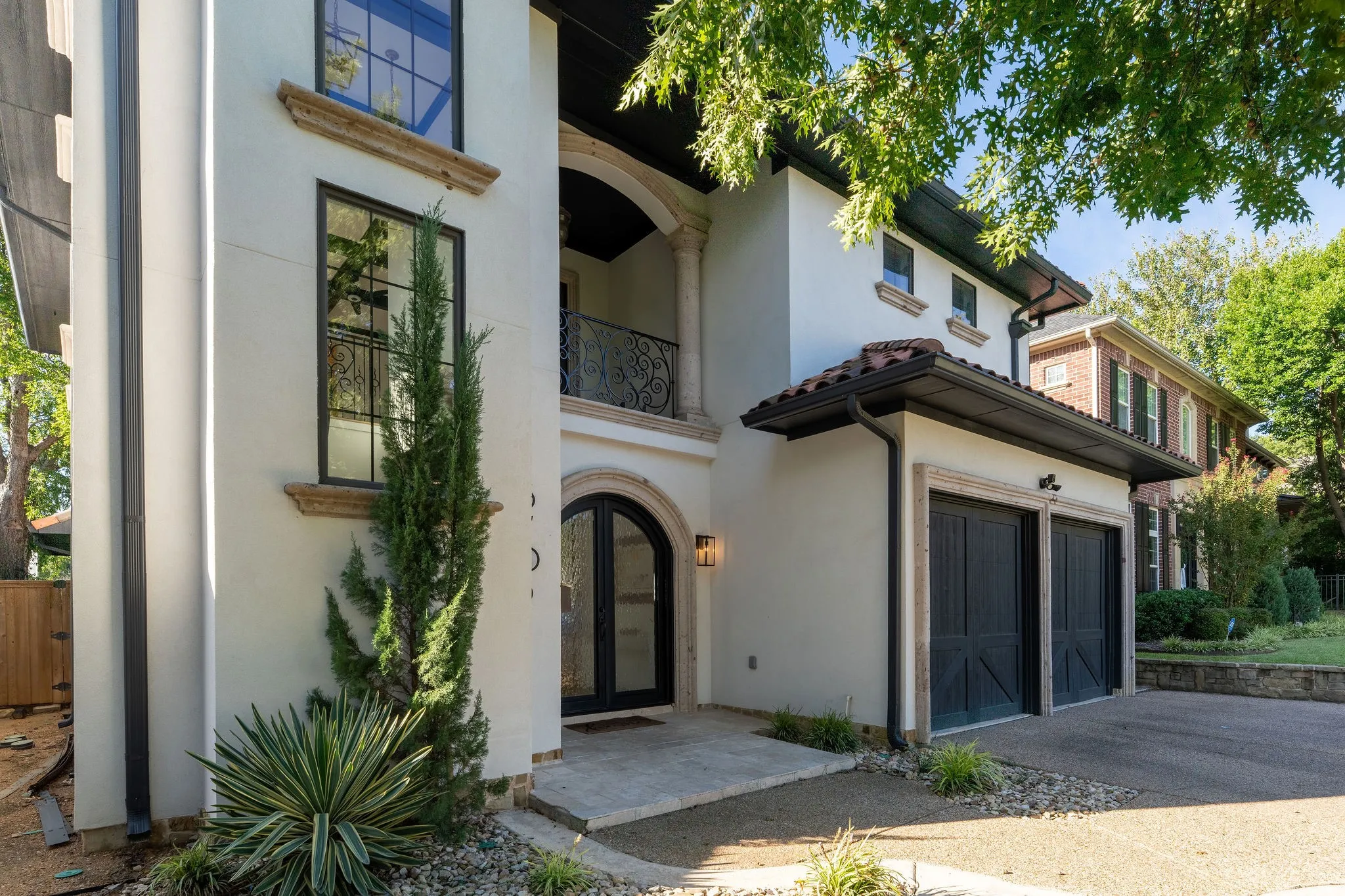 Single Family Residence For Rent