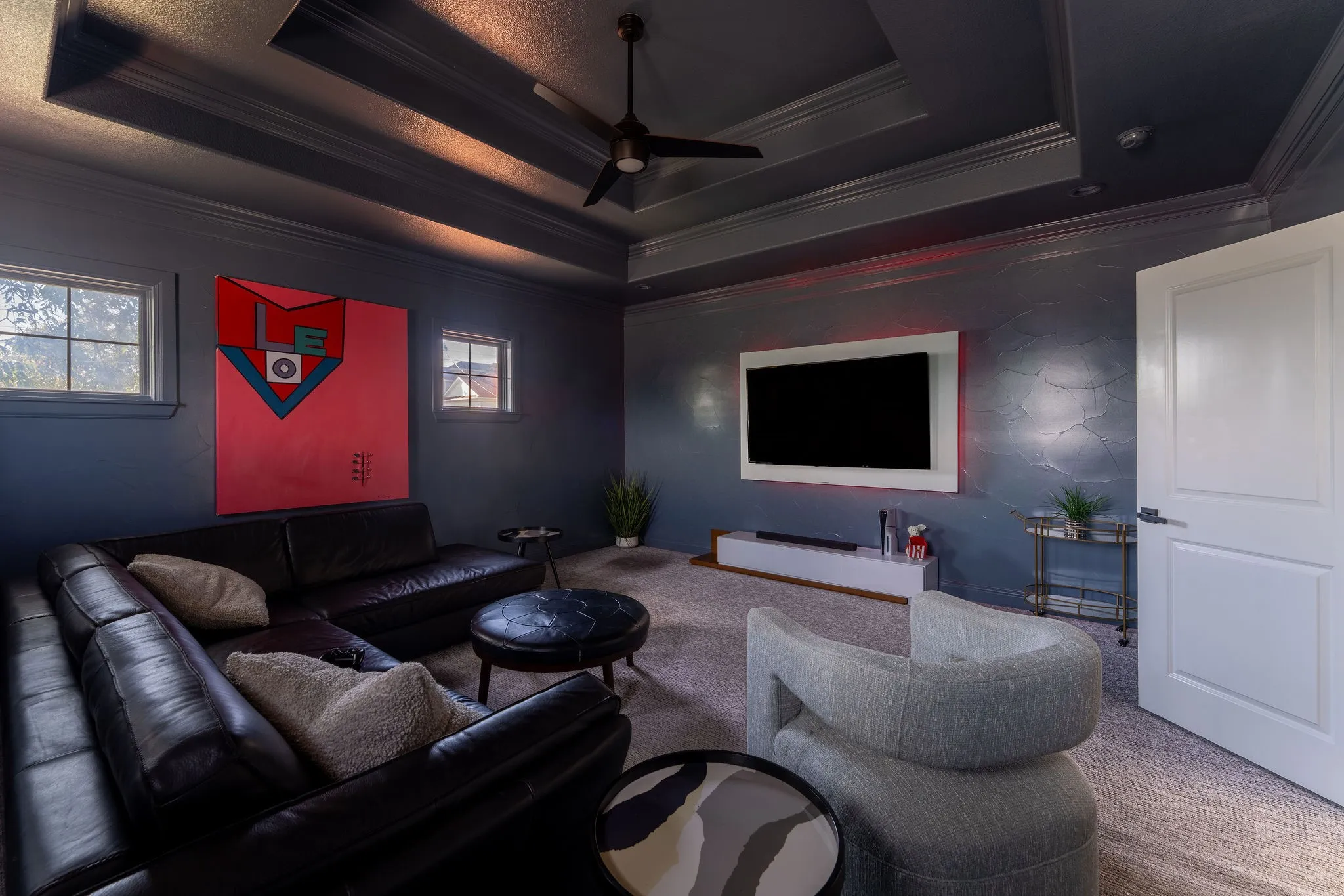 Single Family Residence For Rent in Tarrant County , 3705 W 5th Street, Fort Worth, Texas 76107, 5 Bedroom, 5 Bathroom, 2 Garage spaces, 4,670 Sqft, built in 2008, mls#21409347, Real Estate Agent in Fort Worth, Homes For Rent in Tarrant county, Homes For Rent in Fort Worth, Realtor in Fort Worth Texas, Real Estate Brokerage Independent Realty Texas, Luminita Cordes Realtor