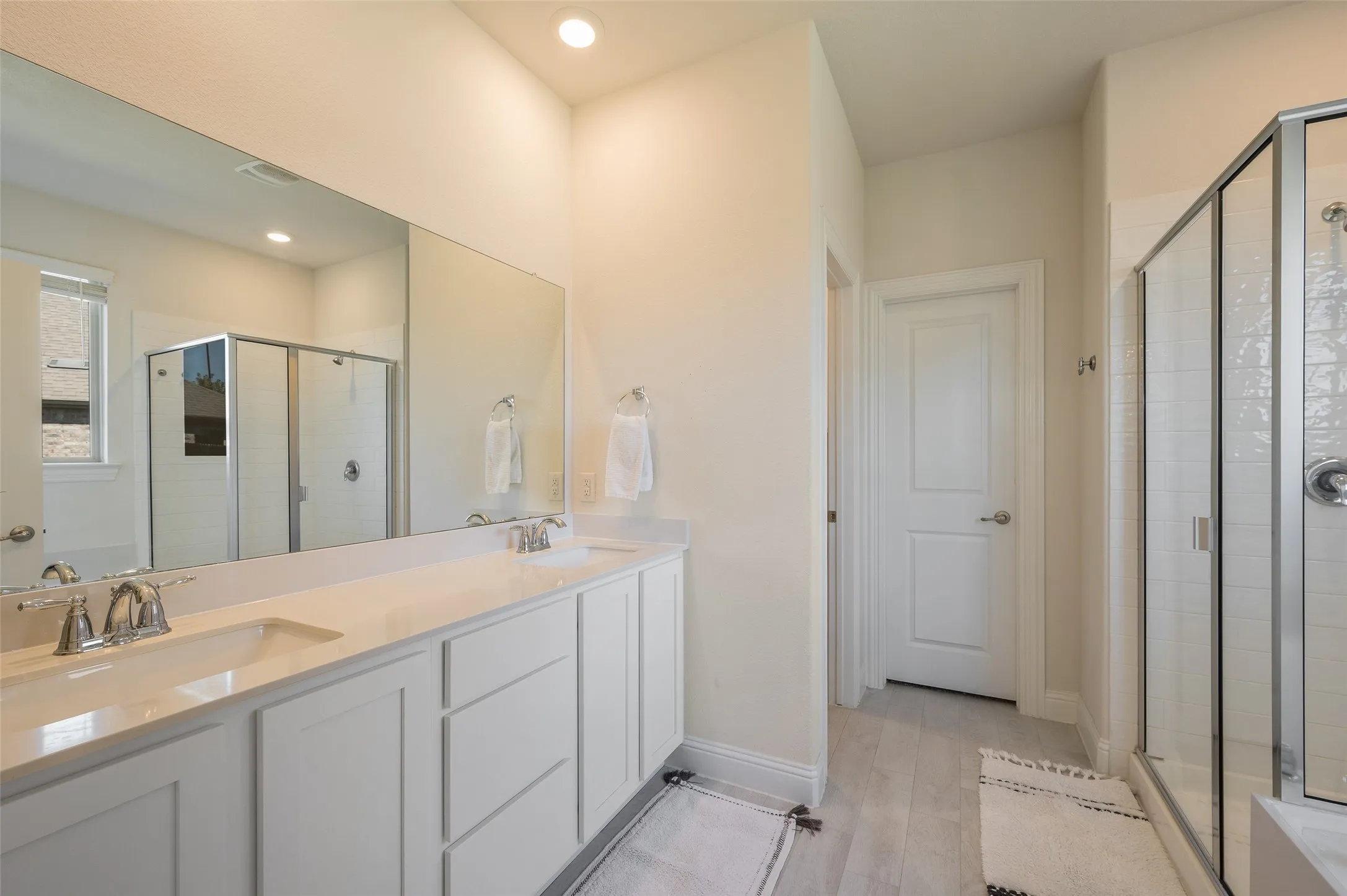 Single Family Residence For Sale in Denton County , 3216 Quartz Road, Aubrey, Texas 76227, 4 Bedroom, 3 Bathroom, 2 Garage spaces, 2,188 Sqft, built in 2021, mls#21407556, Real Estate Agent in Aubrey, Homes For Sale in Denton county, Homes For Sale in Aubrey, Realtor in Aubrey Texas, Real Estate Brokerage Independent Realty Texas, Luminita Cordes Realtor