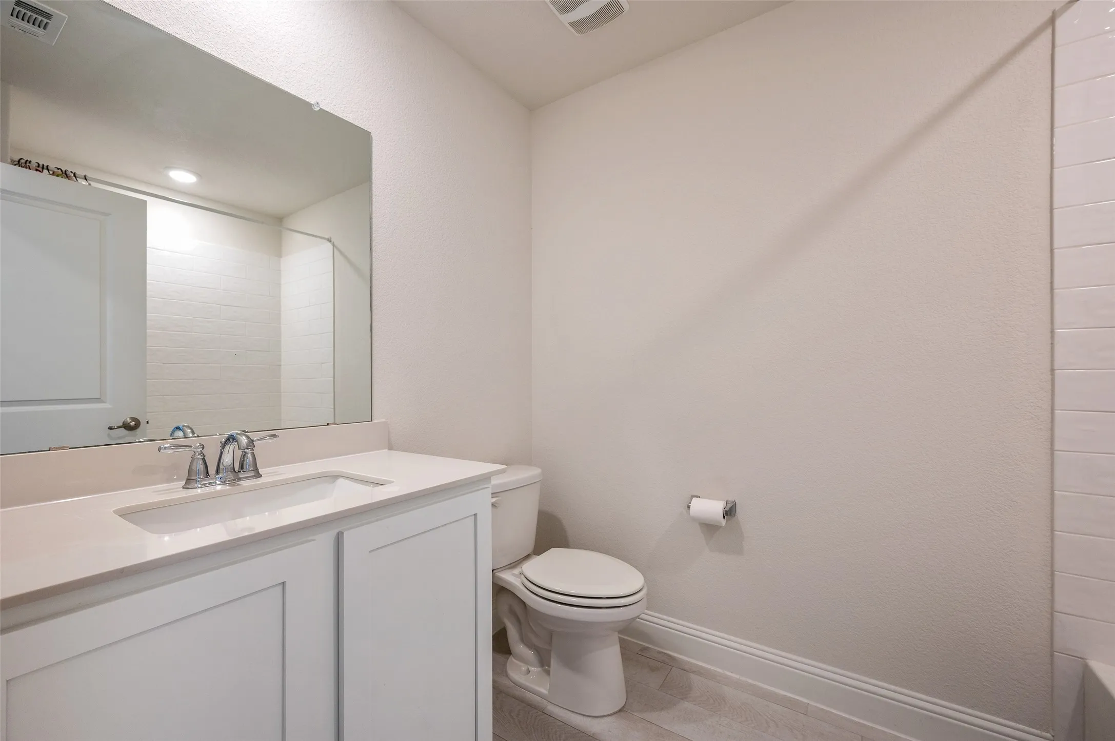 Single Family Residence For Sale in Denton County , 3216 Quartz Road, Aubrey, Texas 76227, 4 Bedroom, 3 Bathroom, 2 Garage spaces, 2,188 Sqft, built in 2021, mls#21407556, Real Estate Agent in Aubrey, Homes For Sale in Denton county, Homes For Sale in Aubrey, Realtor in Aubrey Texas, Real Estate Brokerage Independent Realty Texas, Luminita Cordes Realtor