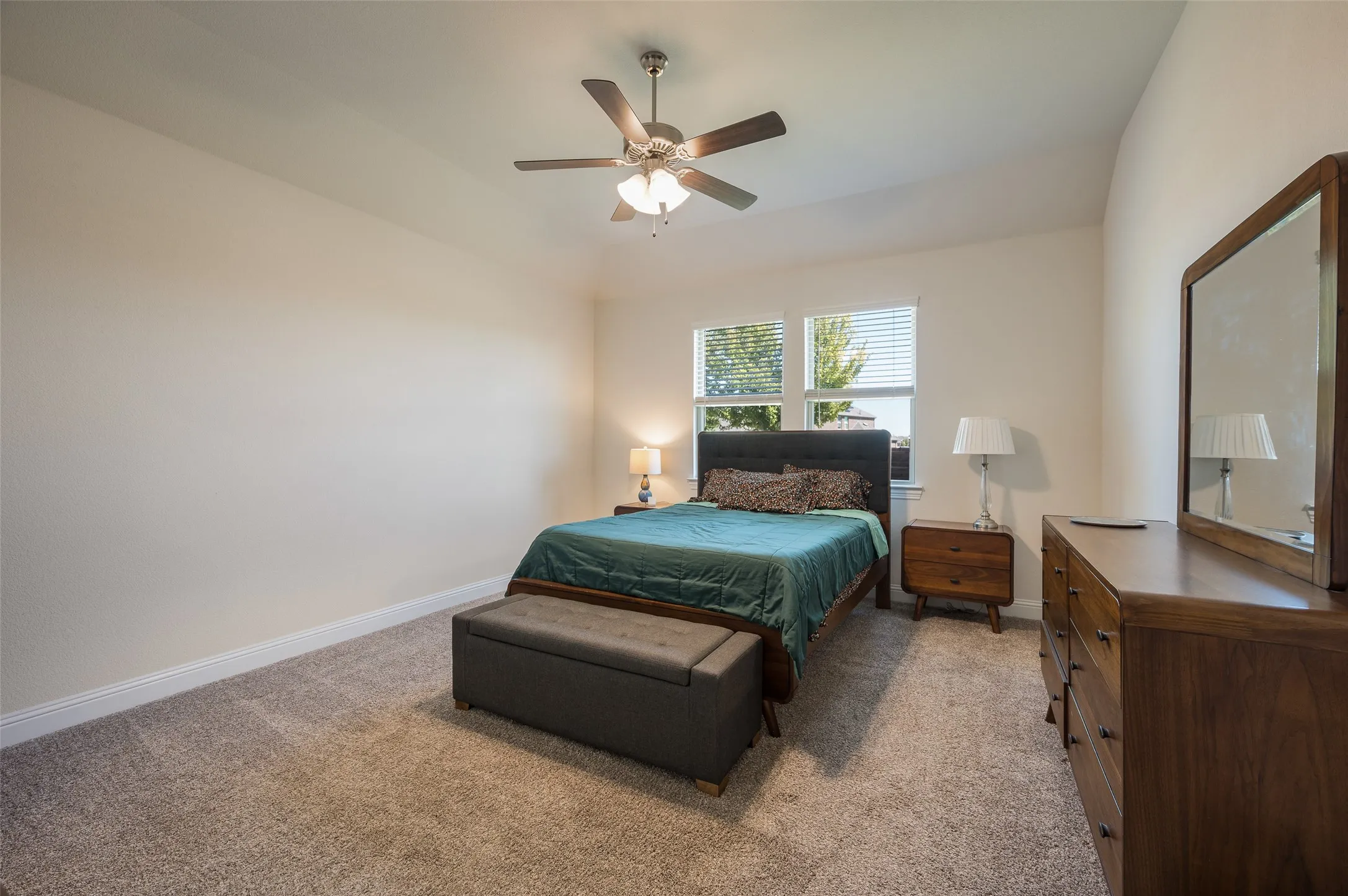 Single Family Residence For Sale in Denton County , 3216 Quartz Road, Aubrey, Texas 76227, 4 Bedroom, 3 Bathroom, 2 Garage spaces, 2,188 Sqft, built in 2021, mls#21407556, Real Estate Agent in Aubrey, Homes For Sale in Denton county, Homes For Sale in Aubrey, Realtor in Aubrey Texas, Real Estate Brokerage Independent Realty Texas, Luminita Cordes Realtor