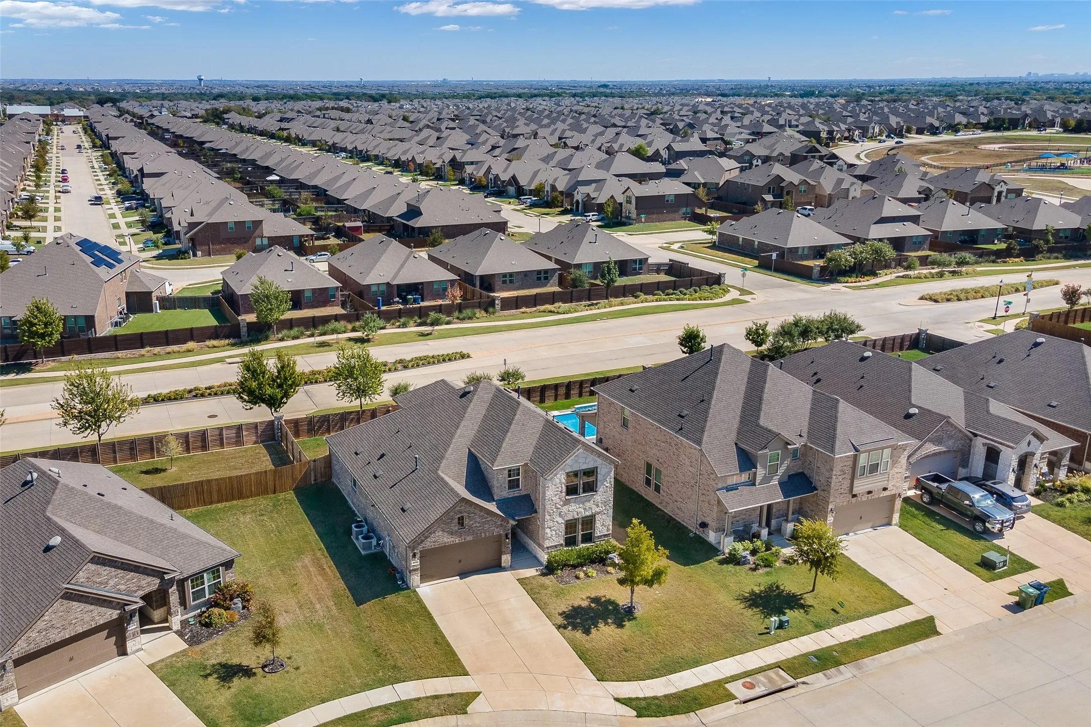 Single Family Residence For Sale in Denton County , 3216 Quartz Road, Aubrey, Texas 76227, 4 Bedroom, 3 Bathroom, 2 Garage spaces, 2,188 Sqft, built in 2021, mls#21407556, Real Estate Agent in Aubrey, Homes For Sale in Denton county, Homes For Sale in Aubrey, Realtor in Aubrey Texas, Real Estate Brokerage Independent Realty Texas, Luminita Cordes Realtor