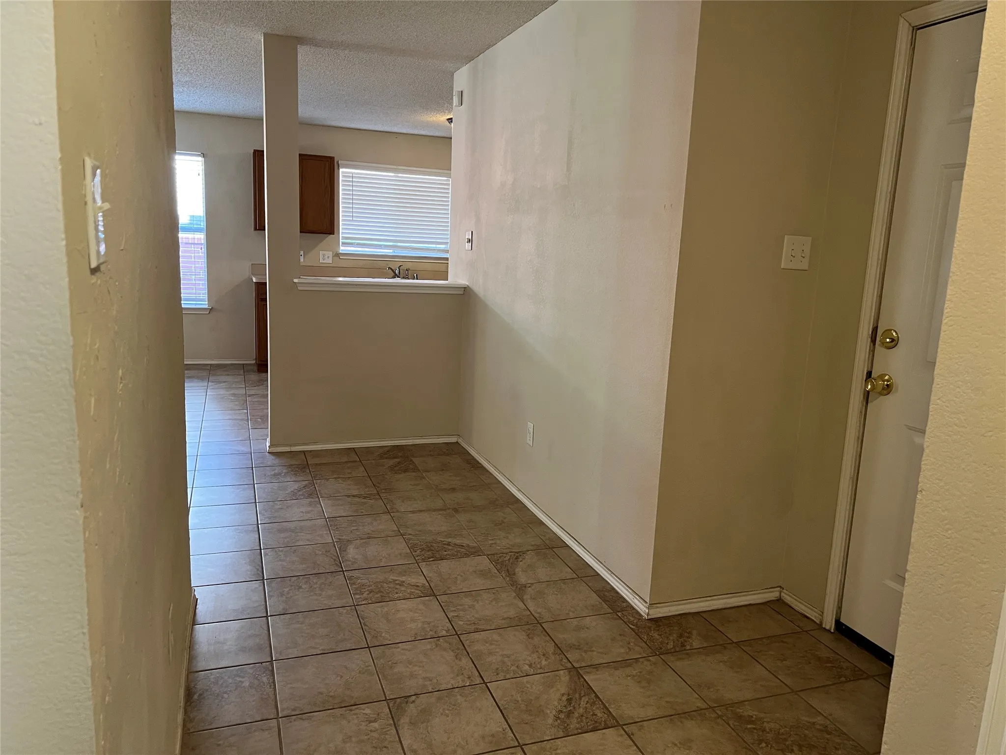 Single Family Residence For Rent in Denton County , 1547 Thornhill Lane, Little Elm, Texas 75068, 3 Bedroom, 2 Bathroom, 2 Garage spaces, 1,426 Sqft, built in 2002, mls#21409315, Real Estate Agent in Little Elm, Homes For Rent in Denton county, Homes For Rent in Little Elm, Realtor in Little Elm Texas, Real Estate Brokerage Independent Realty Texas, Luminita Cordes Realtor