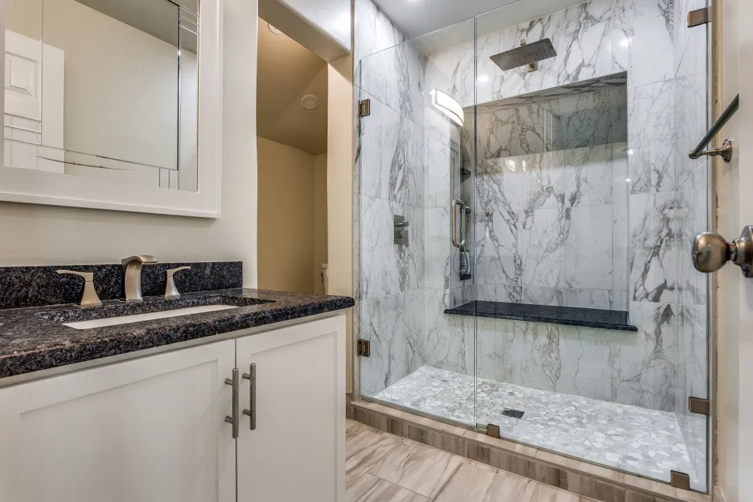 Single Family Residence For Sale in Denton County , 6909 Medallion Drive, Plano, Texas 75024, 4 Bedroom, 4 Bathroom, 3 Garage spaces, 3,886 Sqft, built in 2004, mls#21409371, Real Estate Agent in Plano, Homes For Sale in Denton county, Homes For Sale in Plano, Realtor in Plano Texas, Real Estate Brokerage Independent Realty Texas, Luminita Cordes Realtor