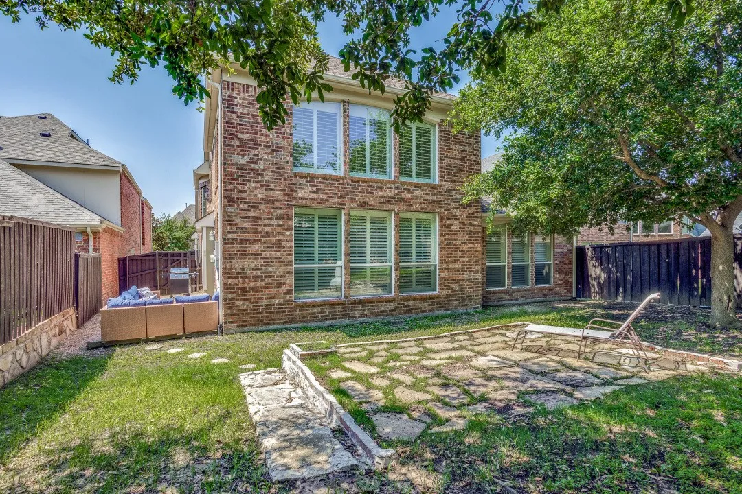 Single Family Residence For Sale in Denton County , 6909 Medallion Drive, Plano, Texas 75024, 4 Bedroom, 4 Bathroom, 3 Garage spaces, 3,886 Sqft, built in 2004, mls#21409371, Real Estate Agent in Plano, Homes For Sale in Denton county, Homes For Sale in Plano, Realtor in Plano Texas, Real Estate Brokerage Independent Realty Texas, Luminita Cordes Realtor